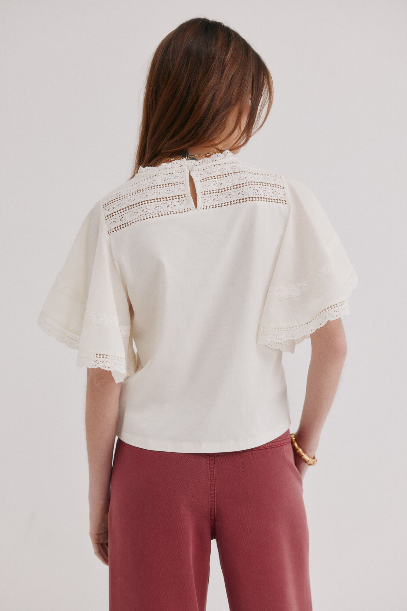 Hoss Intropia Paris. Pantal&oacute;n flu&iacute;do Vino