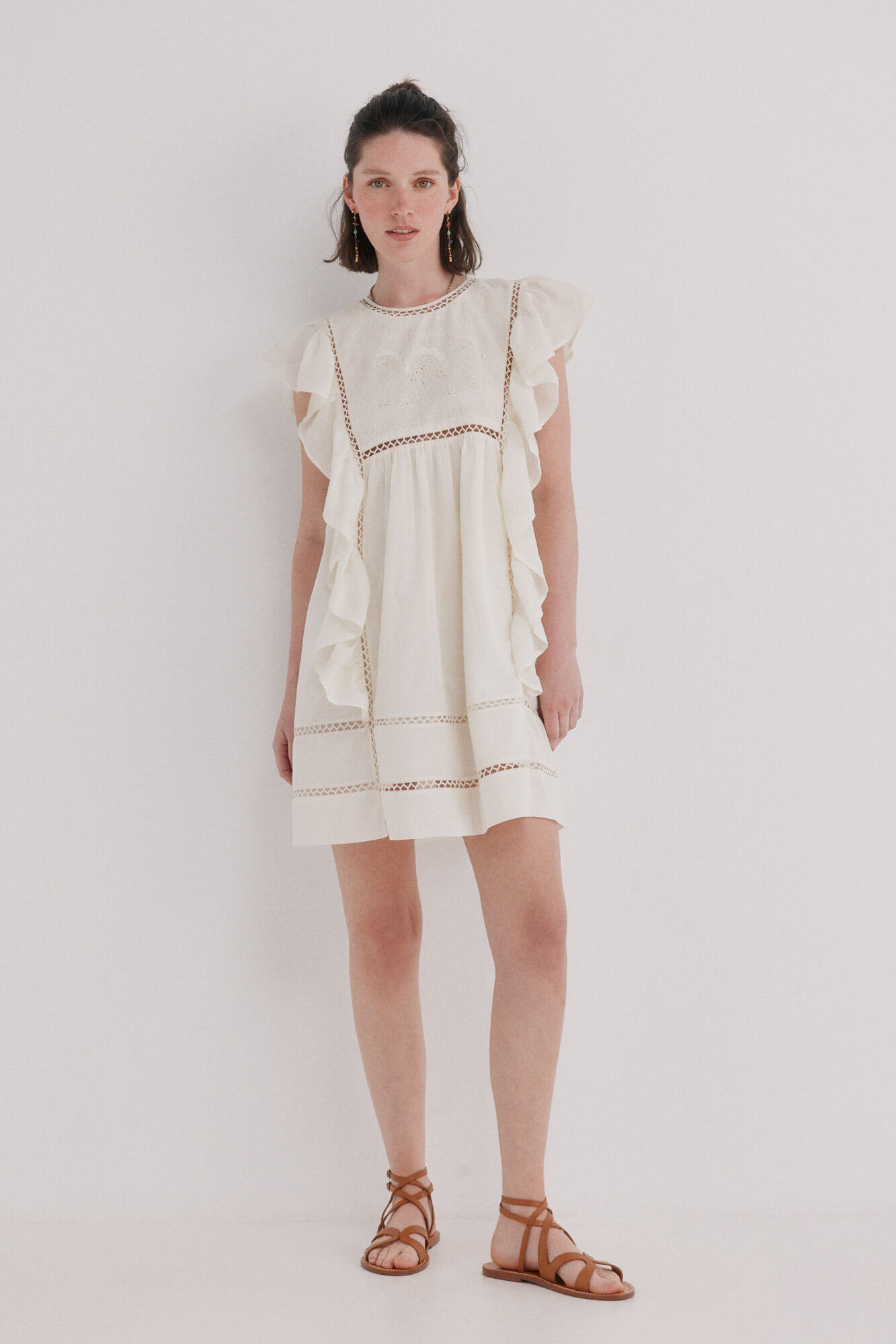 Hoss Intropia Aroa. Vestido bordado Marfil
