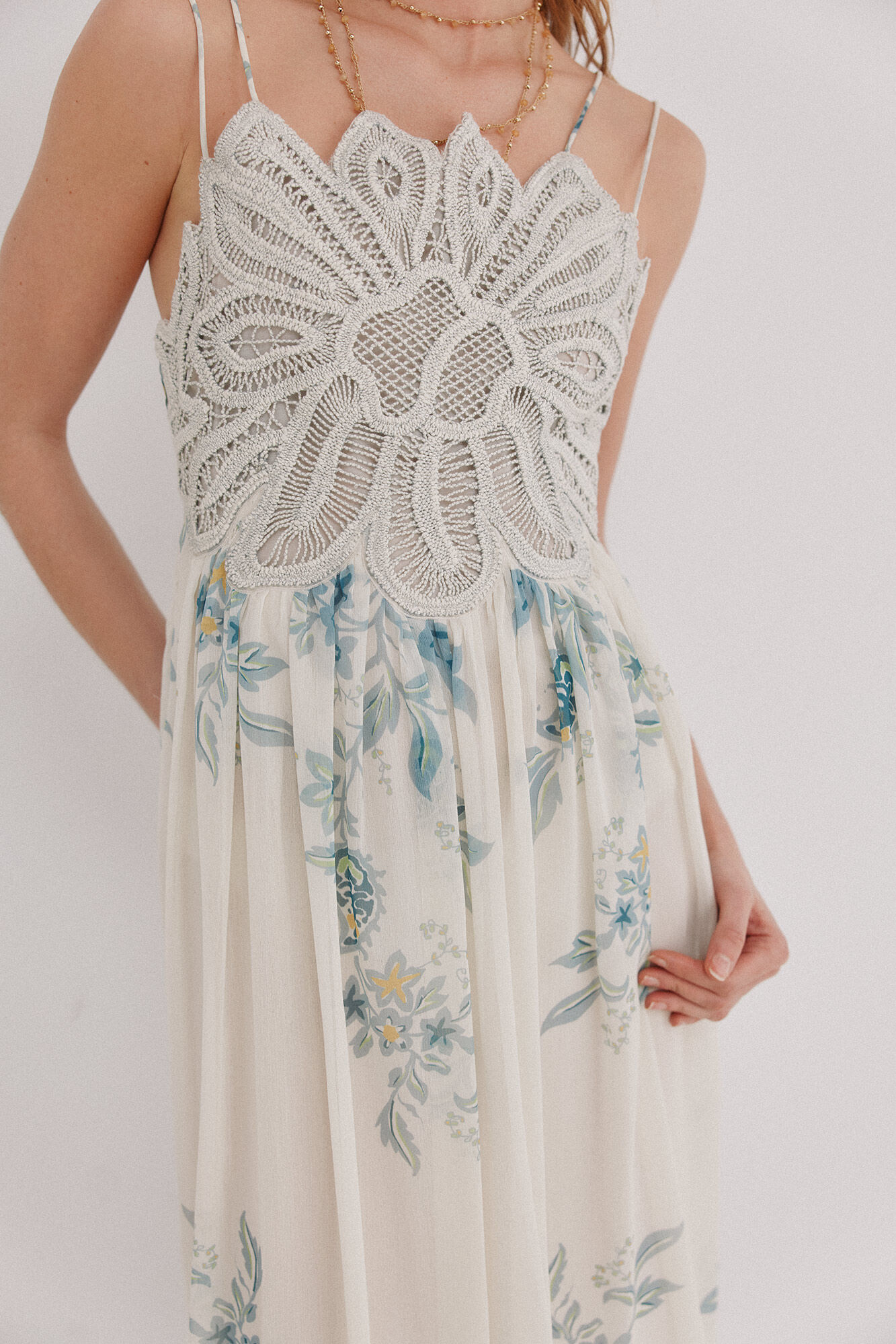 Hoss Intropia Aria. Vestido estampado Estampado blanco