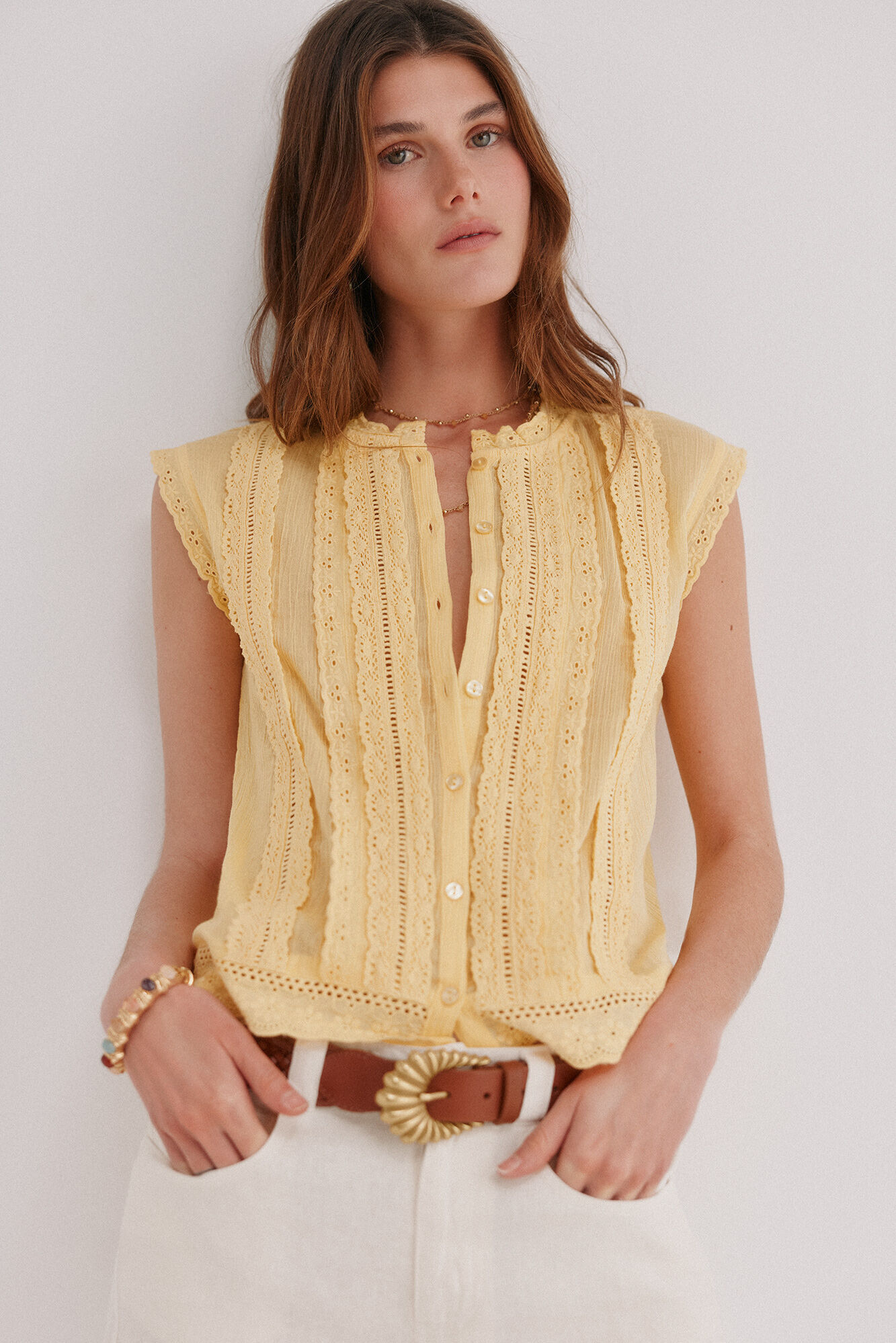 Hoss Intropia Cora. Blusa encajes