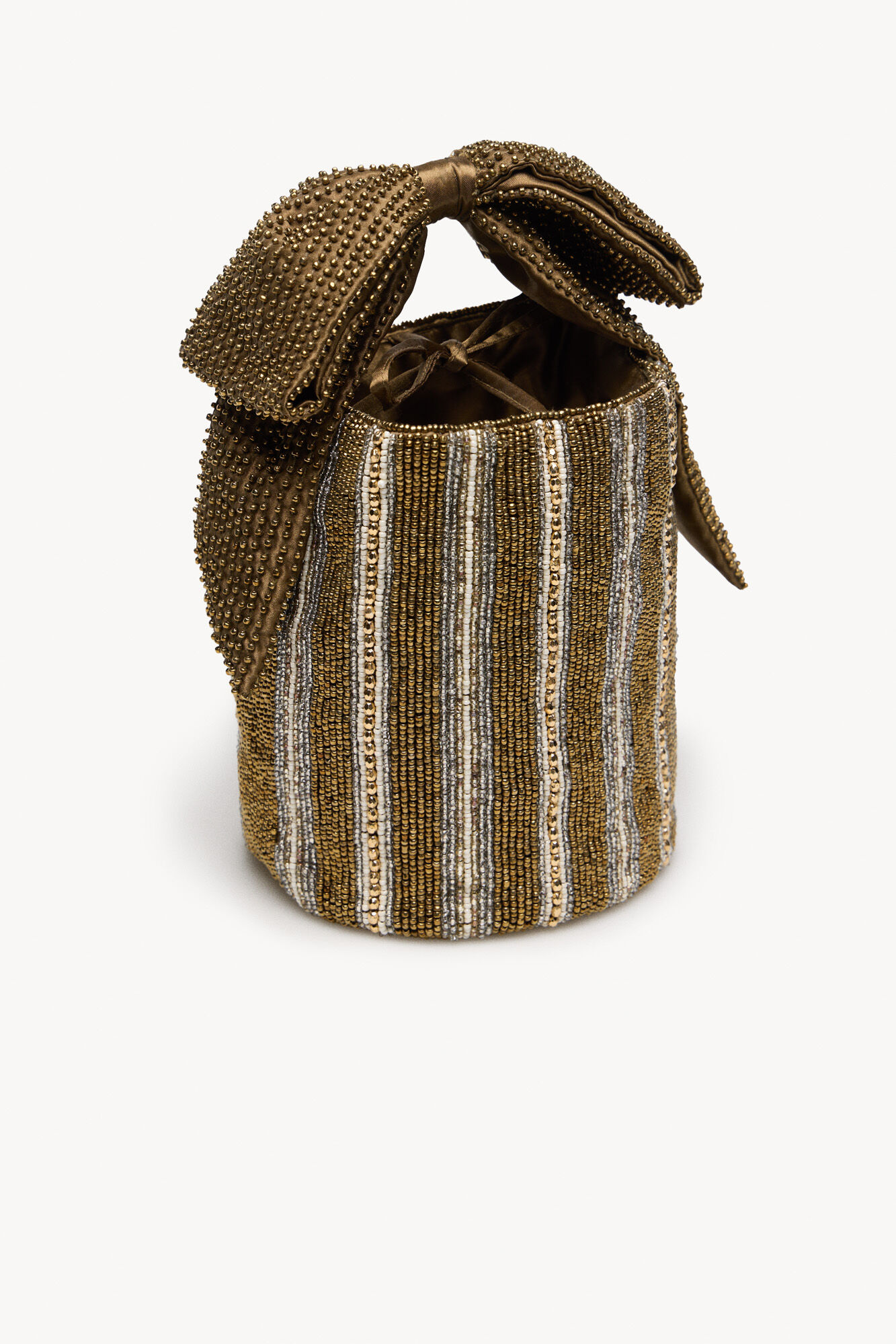 Hoss Intropia Nelsa. Bolsa abalorios lazo