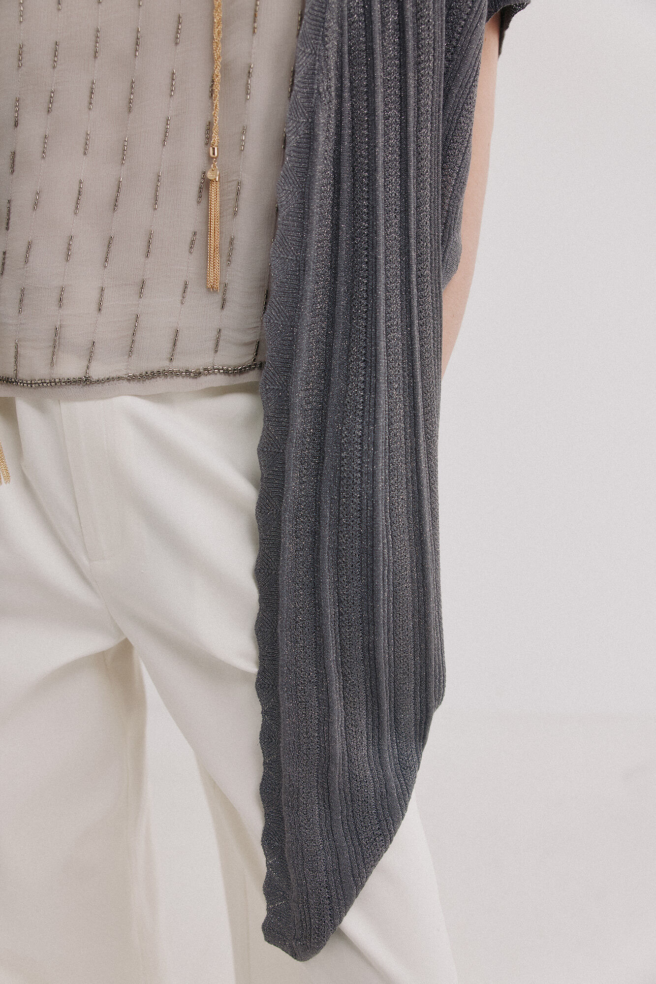 Hoss Intropia Irina. Kimono de tricot Gris