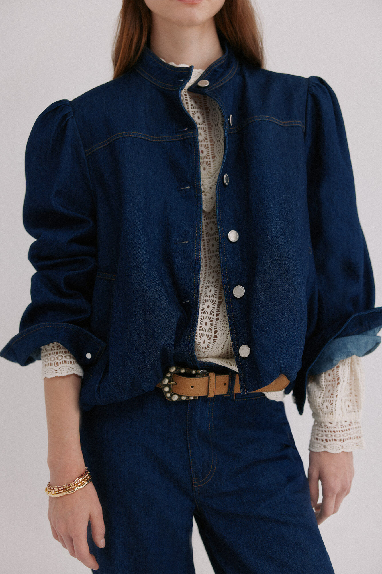 Hoss Intropia Estrella. Chamarra corte globo