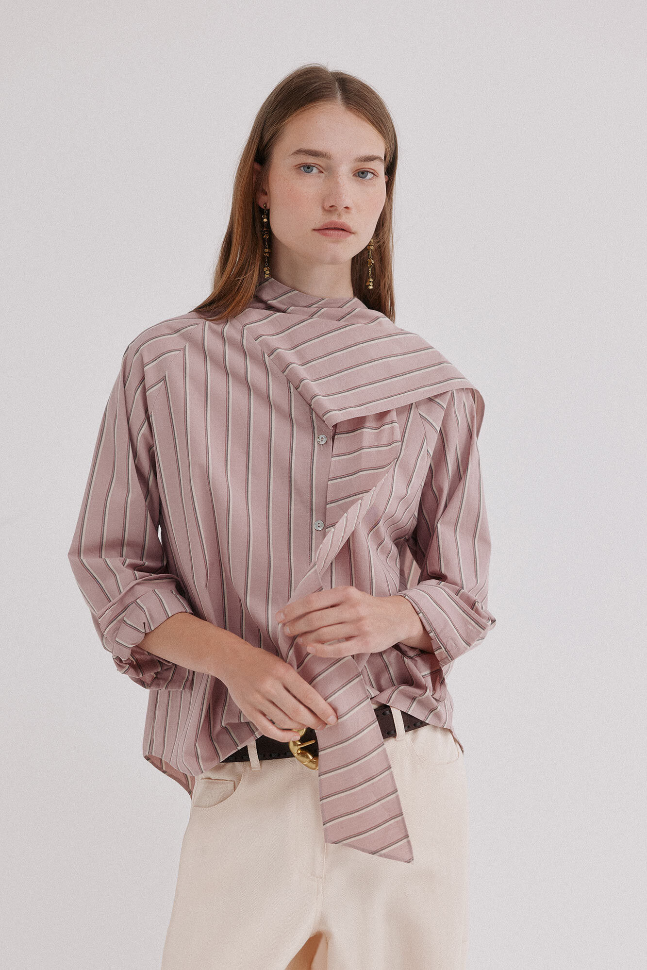 Hoss Intropia Cecile. Camisa pa&ntilde;uelo