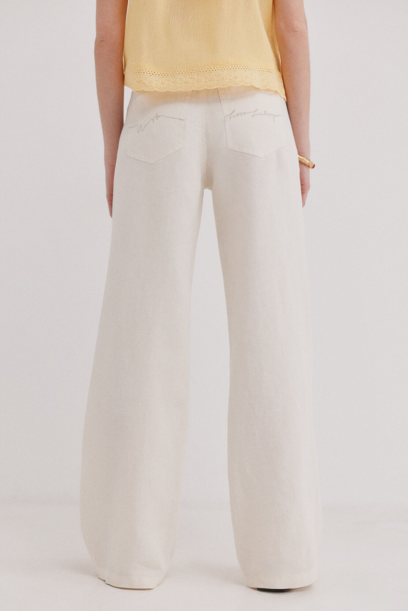 Hoss Intropia Paupa. Pantal&oacute;n de lino Blanco