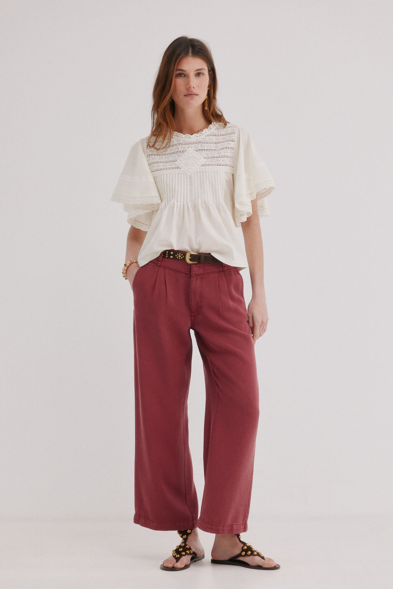 Hoss Intropia Paris. Pantal&oacute;n flu&iacute;do Vino