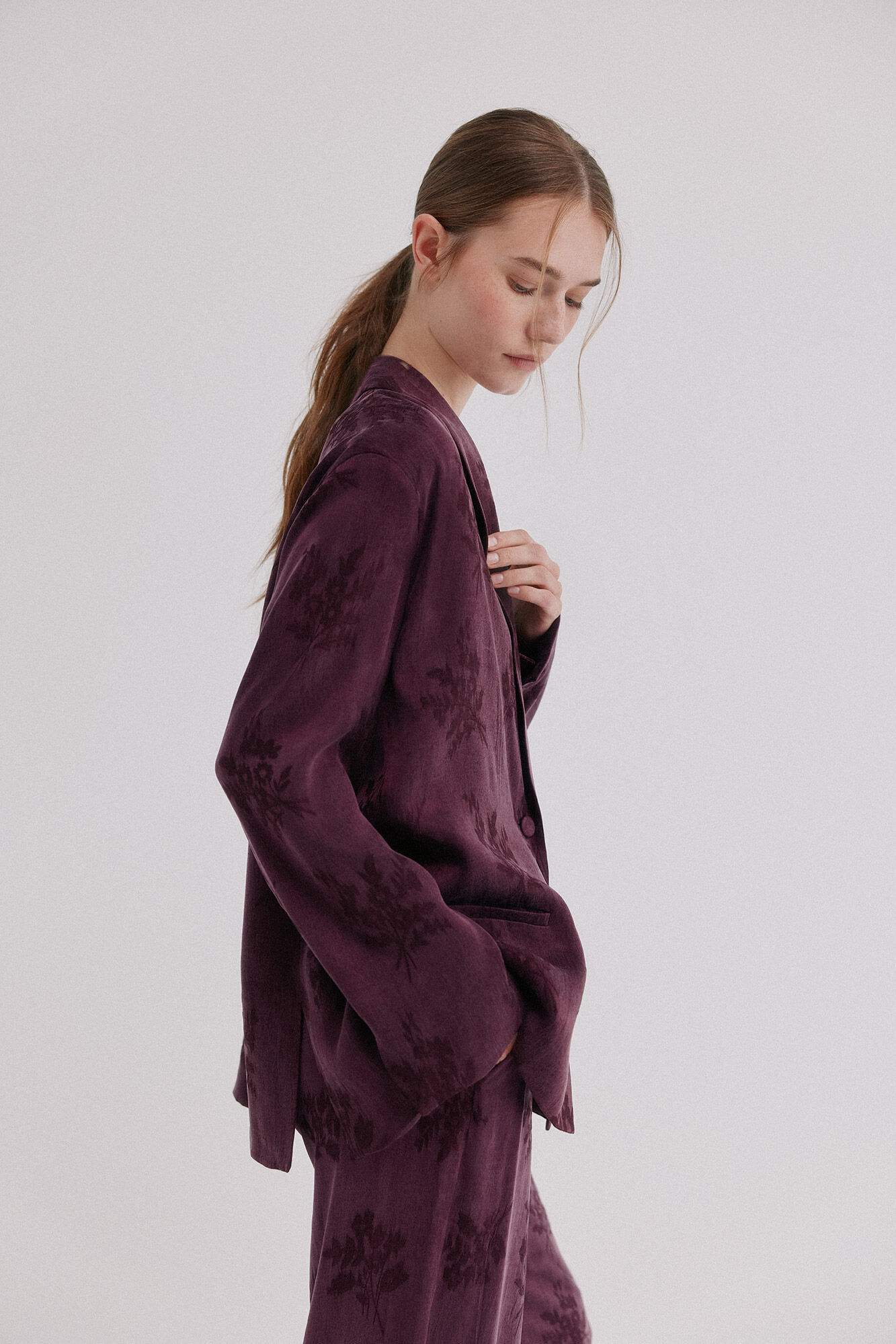 Hoss Intropia Elmira. Blazer jacquard Vino