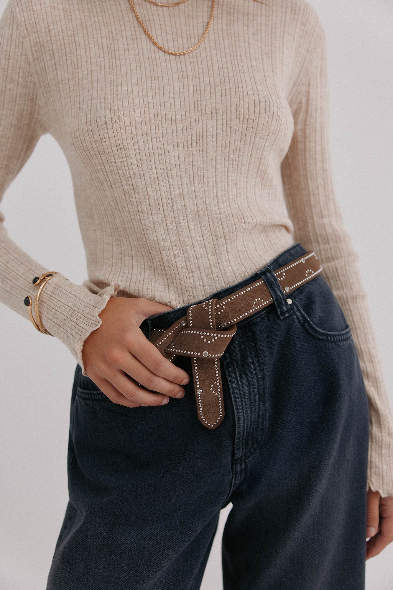 Hoss Intropia Nidia. Top con detalle de ondas Marfil