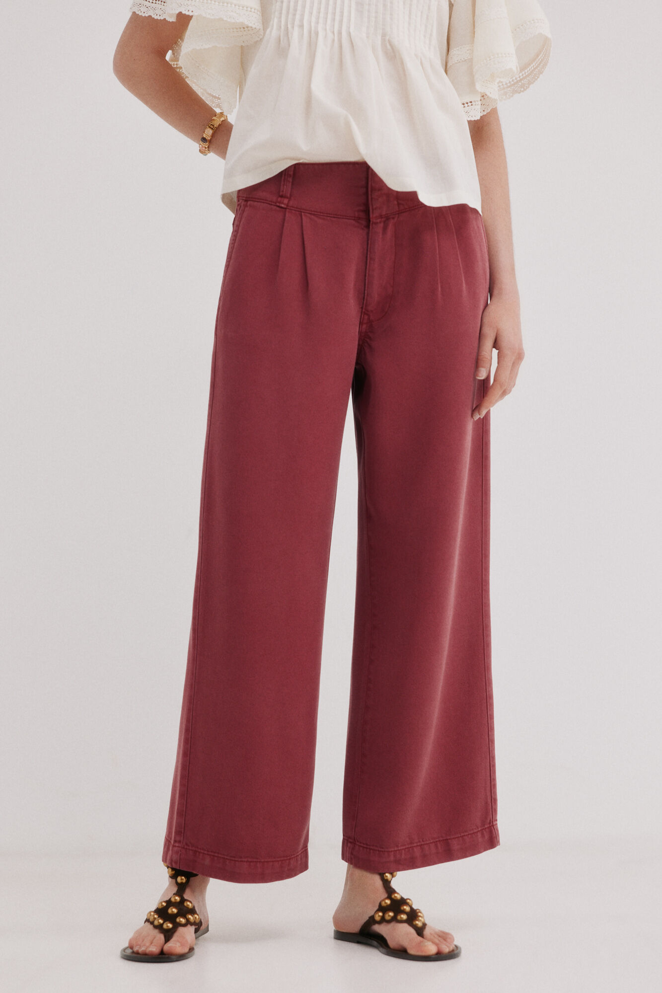 Hoss Intropia Paris. Pantal&oacute;n flu&iacute;do Vino