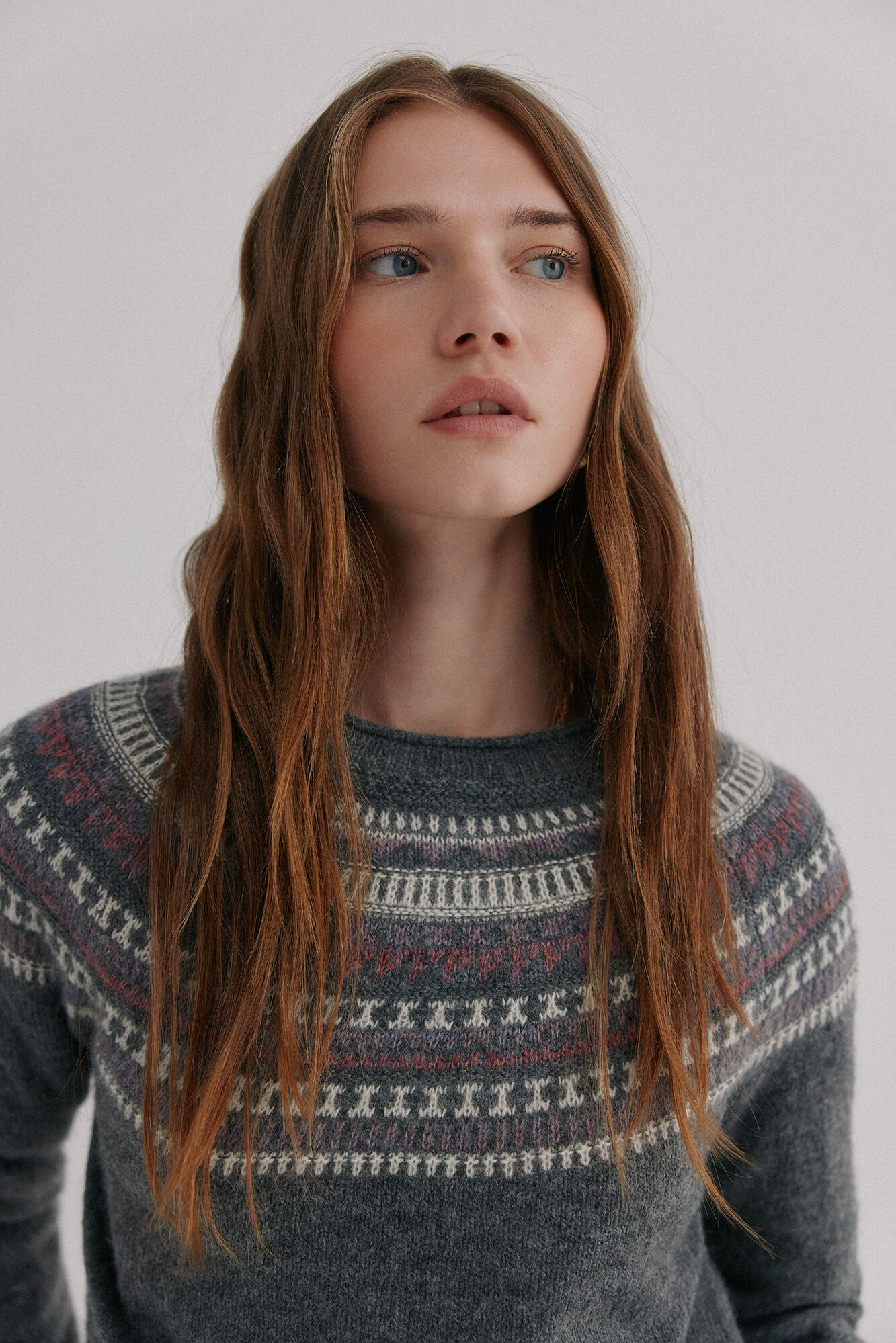 Hoss Intropia Nia. Su&eacute;ter con motivos Estampado granate