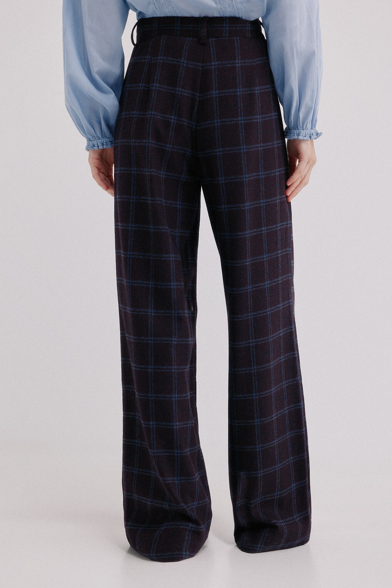 Hoss Intropia Peony. Pantal&oacute;n a cuadros Azul marino