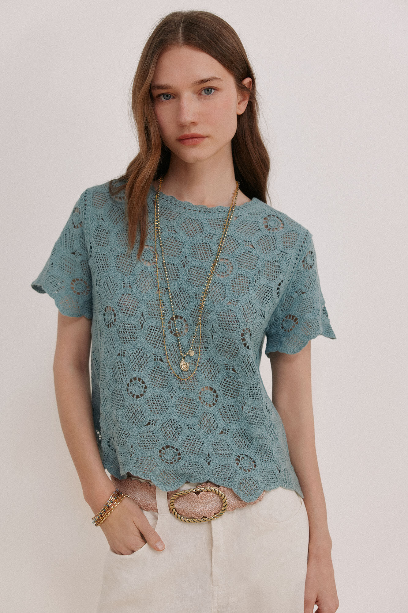 Hoss Intropia Irune. Top crochet Turquesa