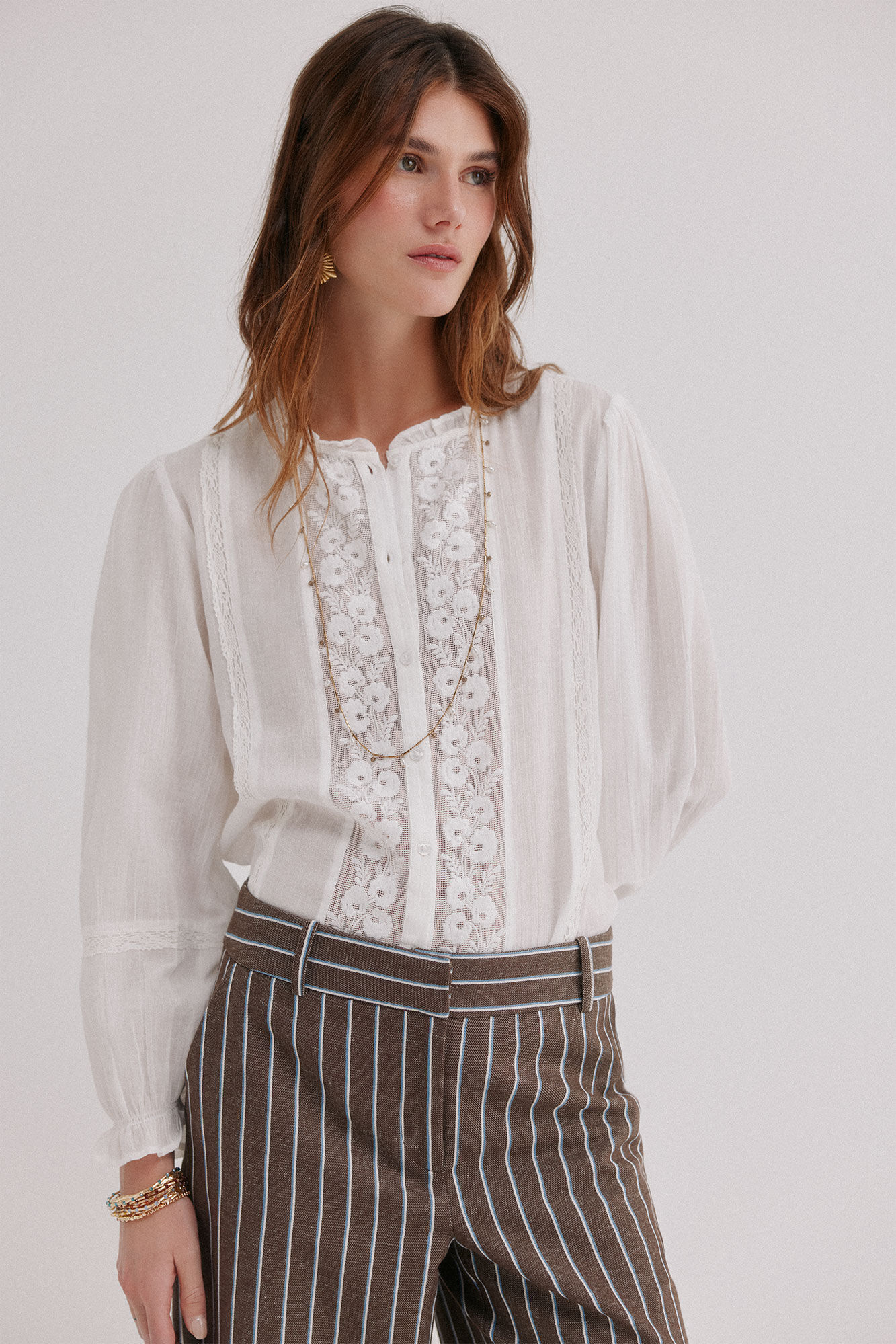 Hoss Intropia Caridad. Blusa bordada