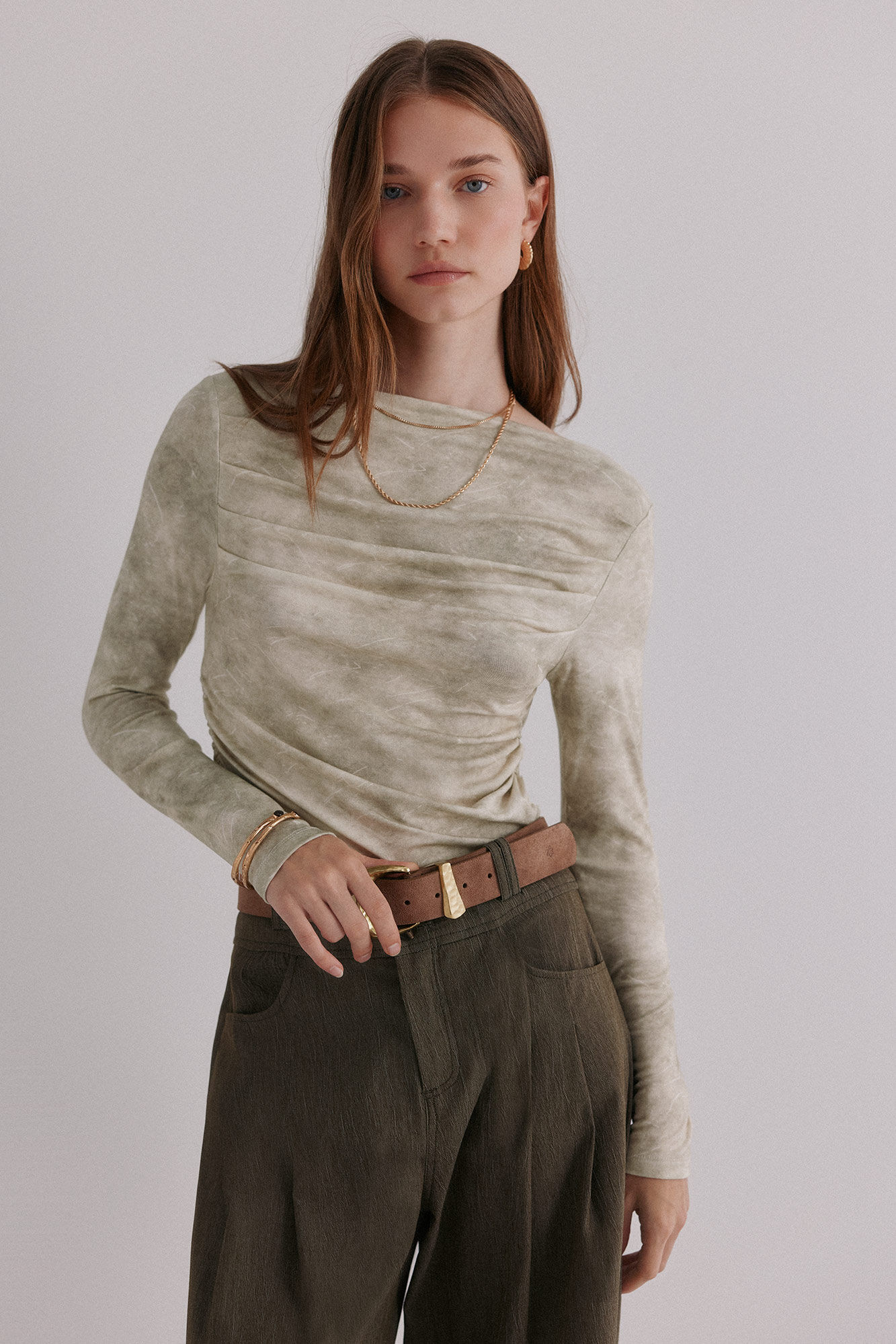 Hoss Intropia Matilde. Playera drapeada Verde