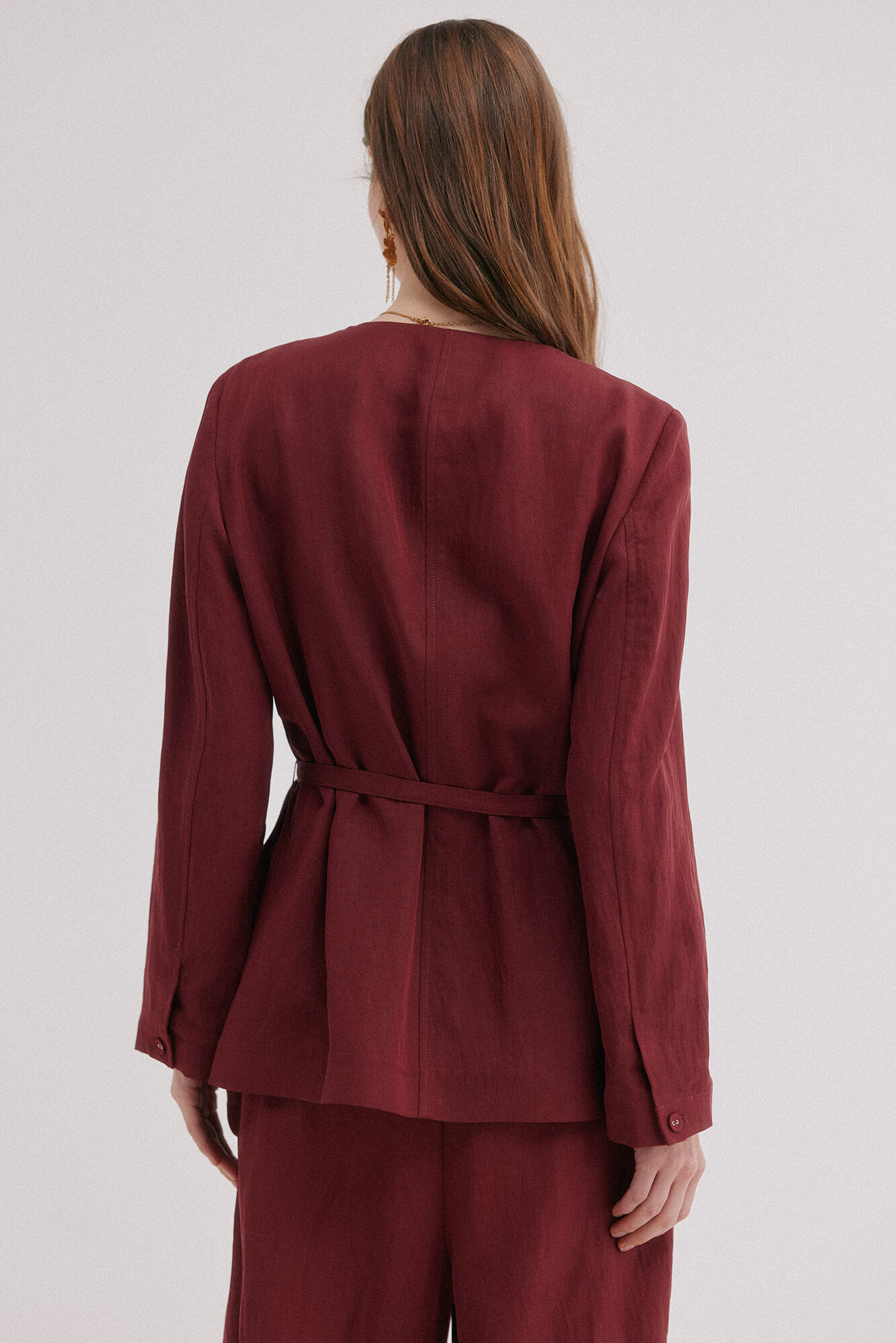 Hoss Intropia Emma. Chaqueta cruzada Vino