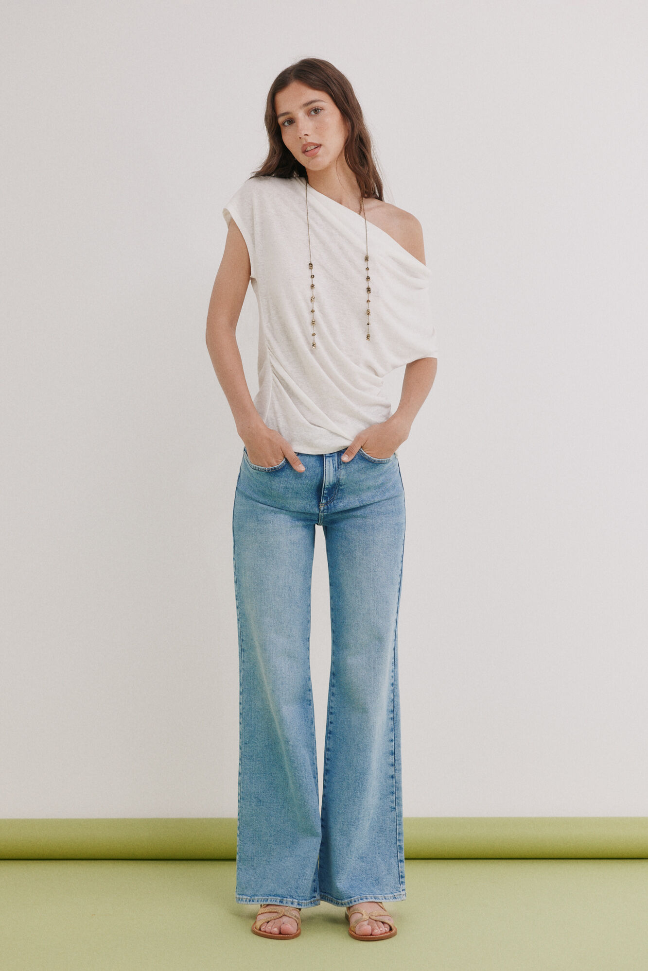 Hoss Intropia Madeline. Playera drapeada