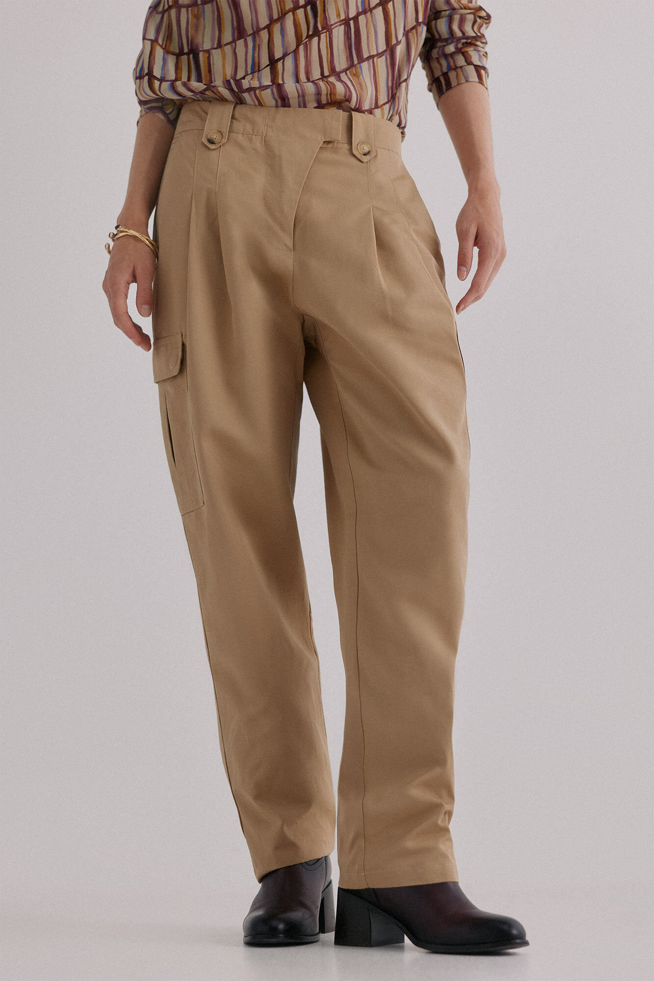 Hoss Intropia Pantal&oacute;n cargo Piera