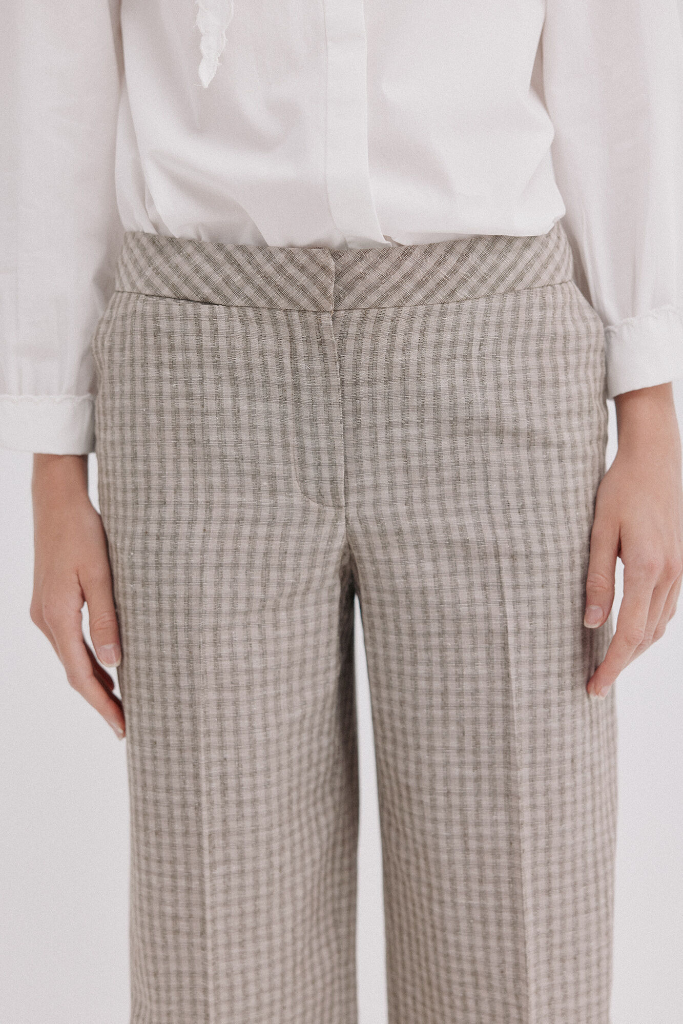 Hoss Intropia Presley. Pantal&oacute;n de rayas Marfil