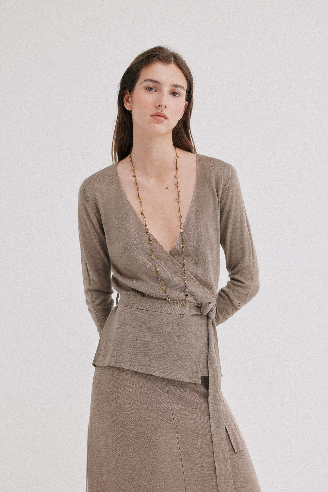 Hoss Intropia Isabetta. C&aacute;rdigan de tejido Beige
