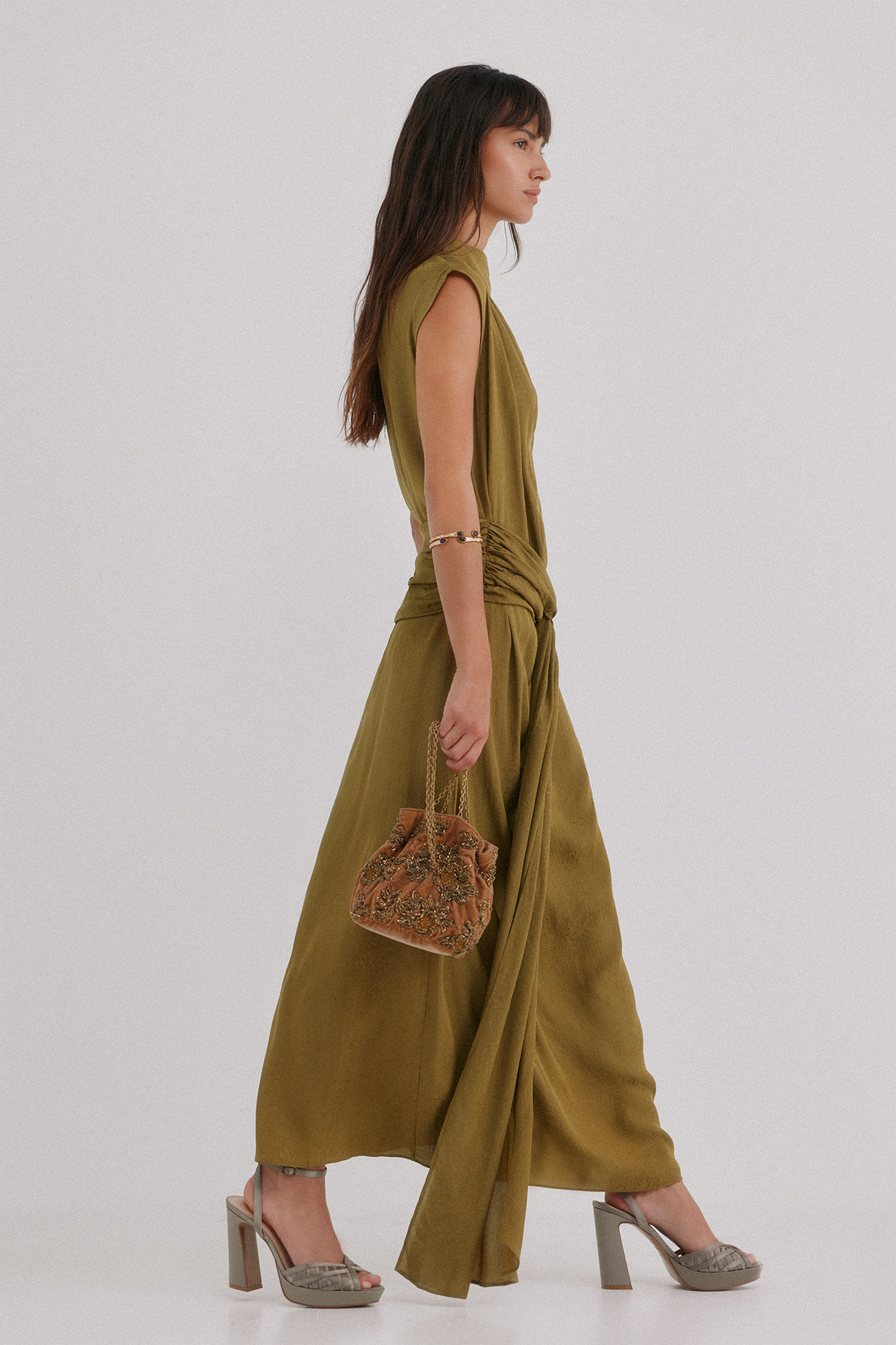 Hoss Intropia Liliane. Vestido midi Verde