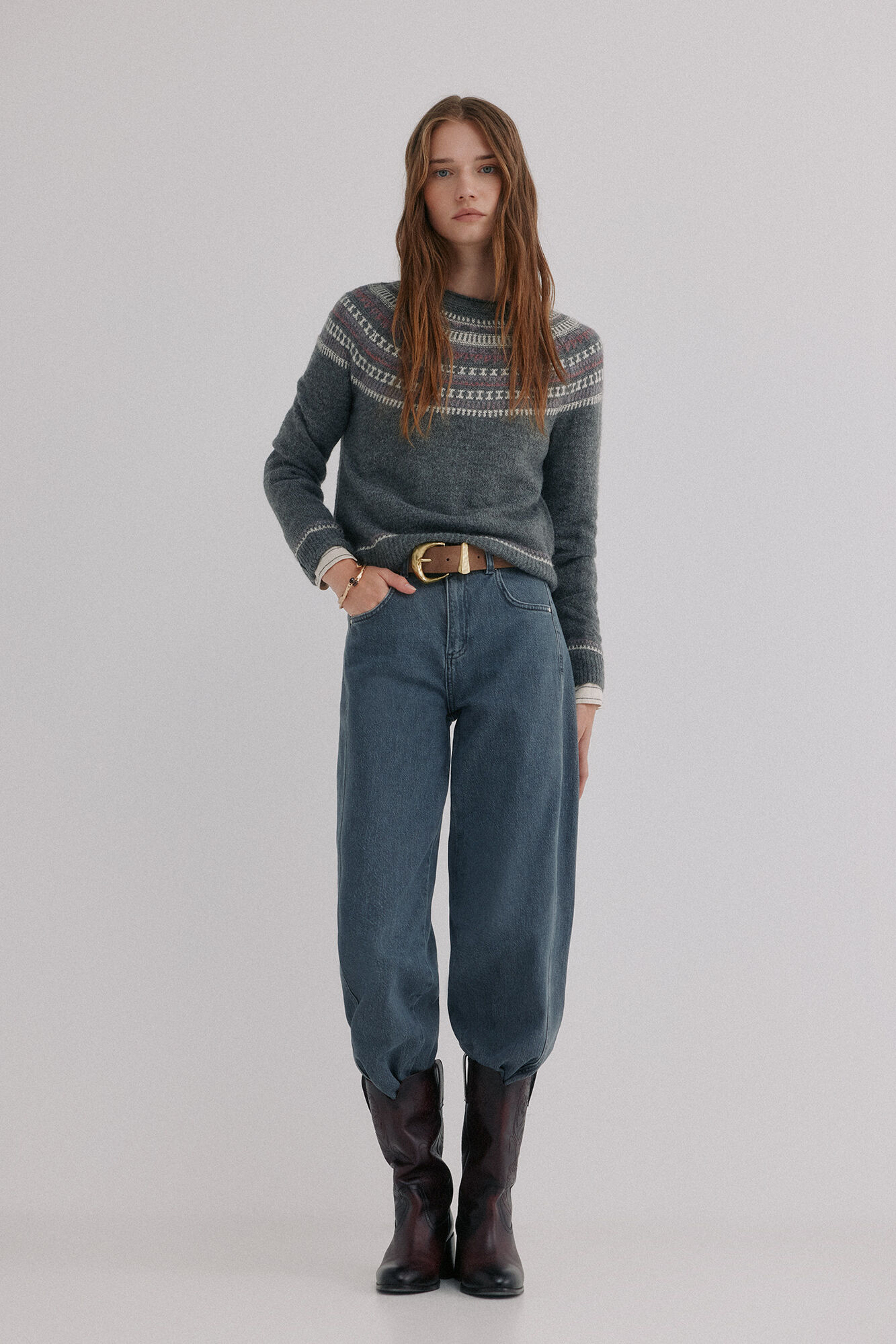 Hoss Intropia Nia. Su&eacute;ter con motivos