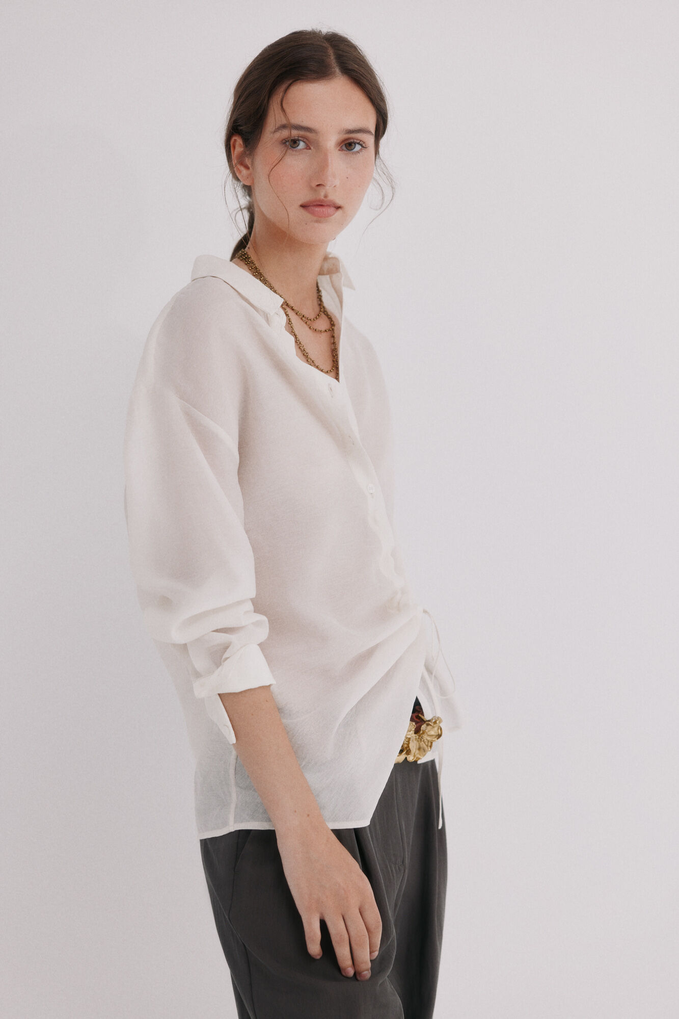 Hoss Intropia Cala. Camisa fruncido Blanco