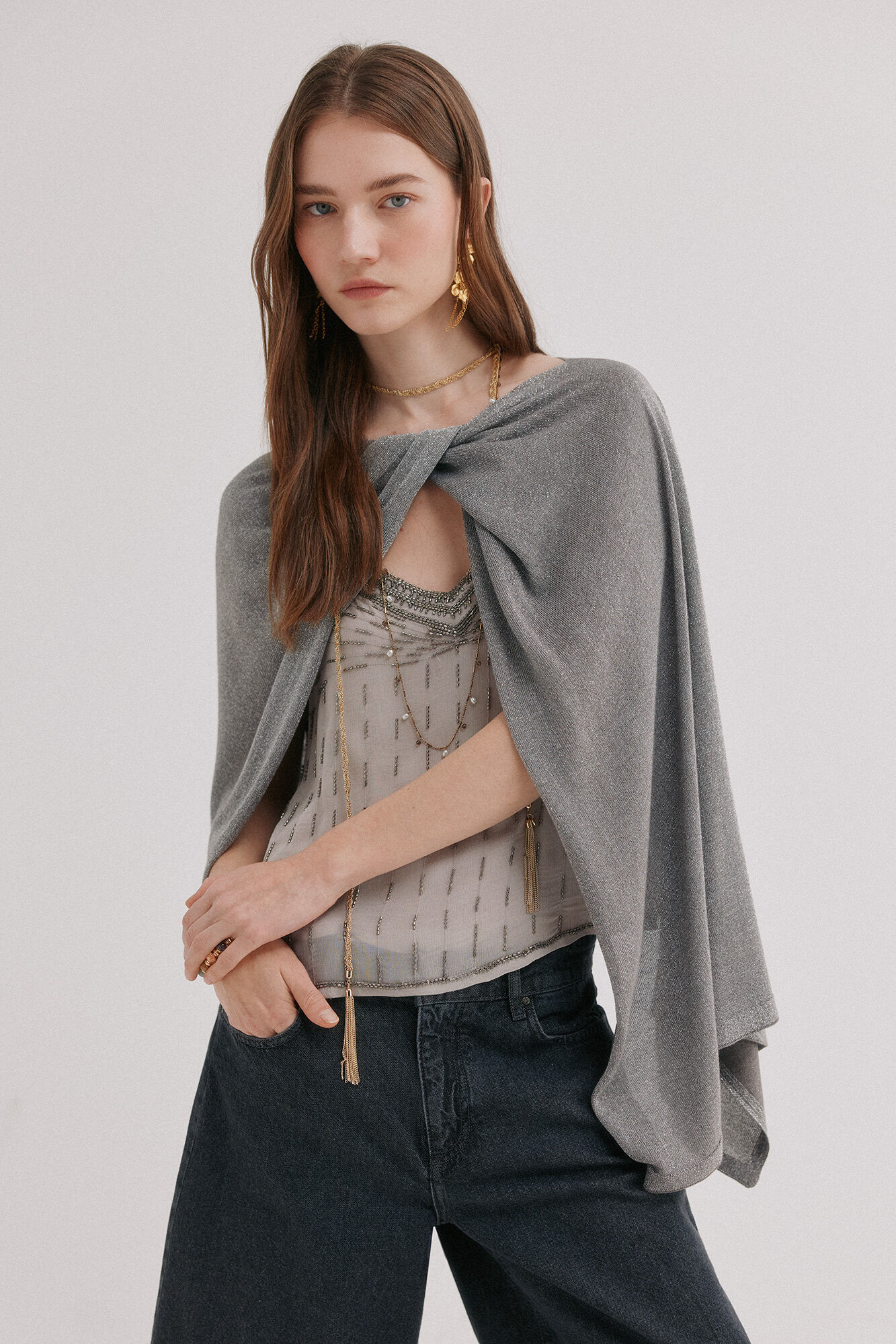 Hoss Intropia Laila. Capa nudo brillo Gris