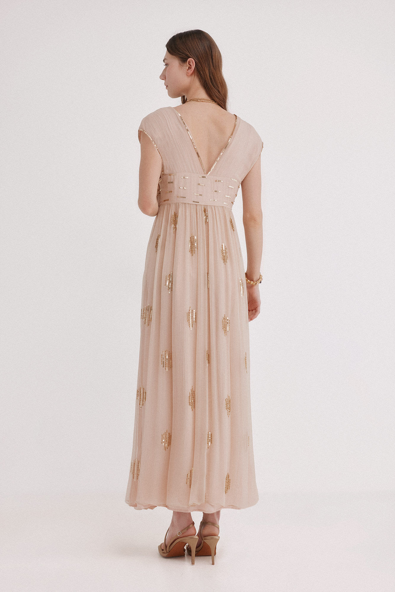 Hoss Intropia Aurora. Vestido bordado Rosa