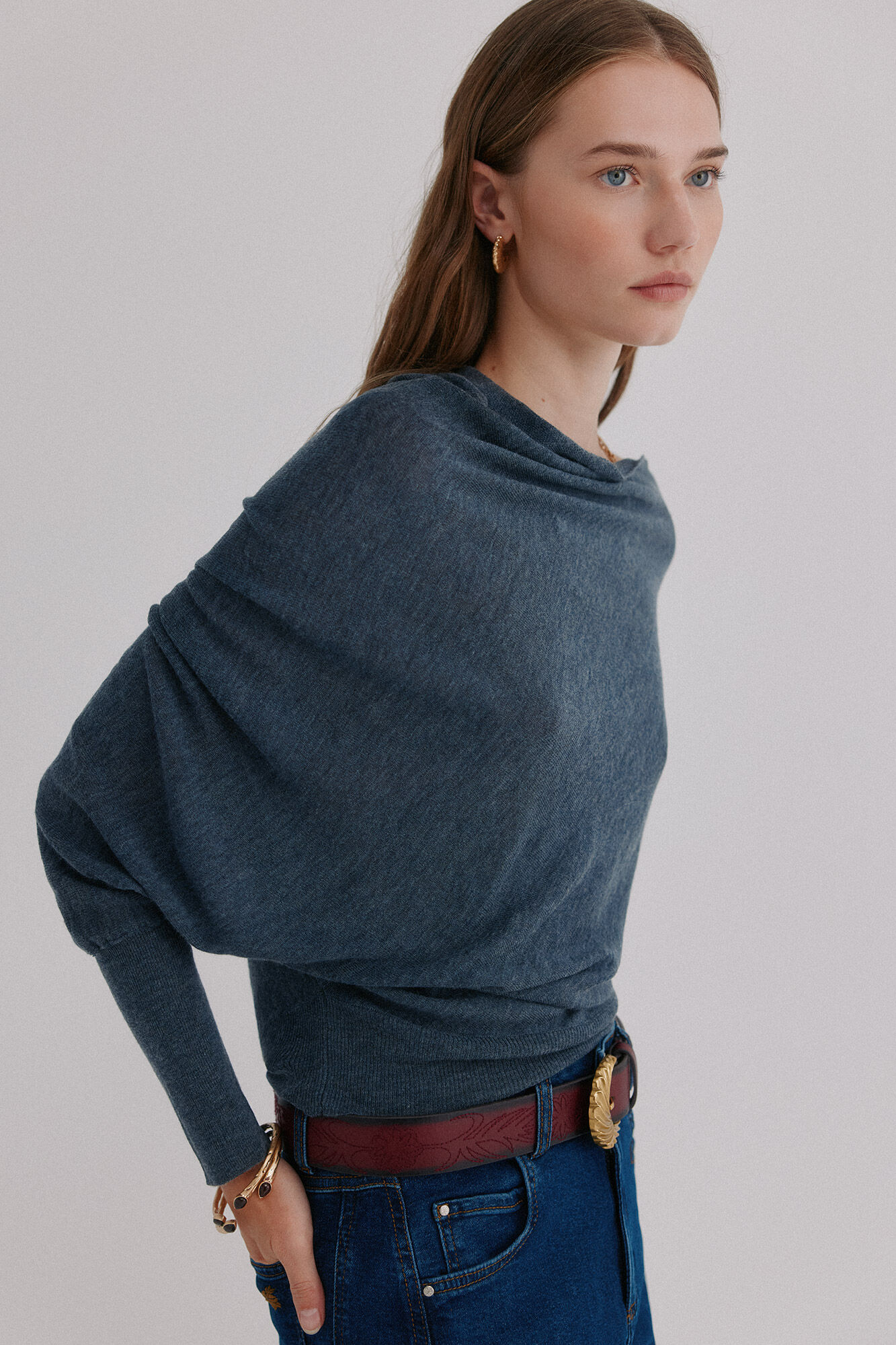 Hoss Intropia Nica. Jersey escote asim&eacute;trico Azul