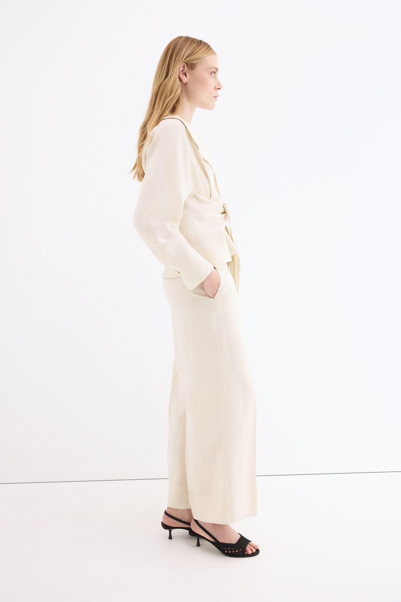 Pedro del Hierro Pantal&oacute;n recto de lino Crudo