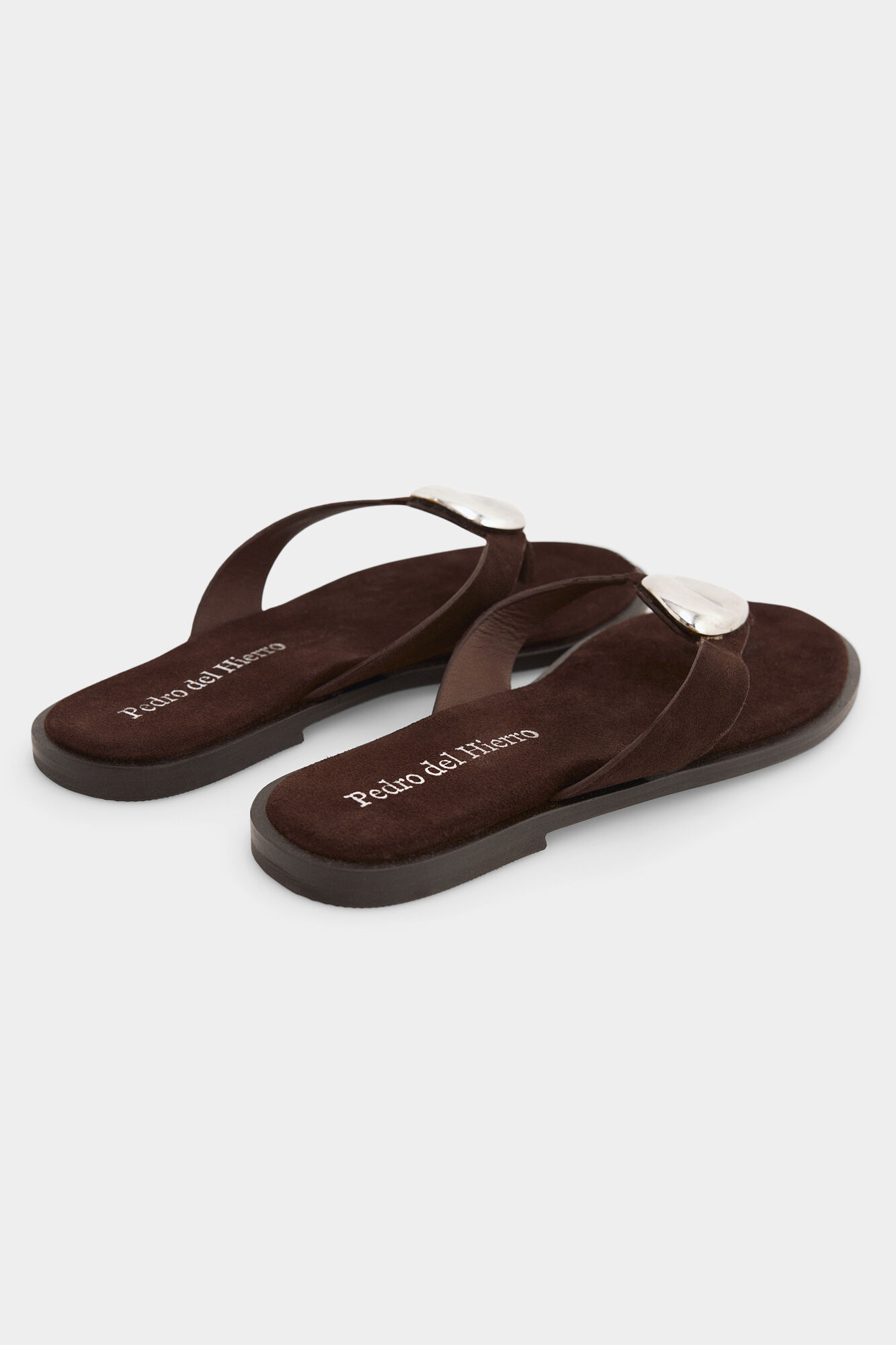 Pedro del Hierro Sandalia joya Marr&oacute;n