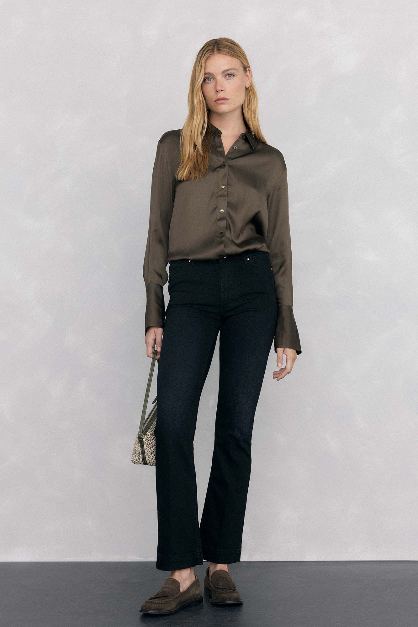 Pedro del Hierro Camisa sat&eacute;n lisa