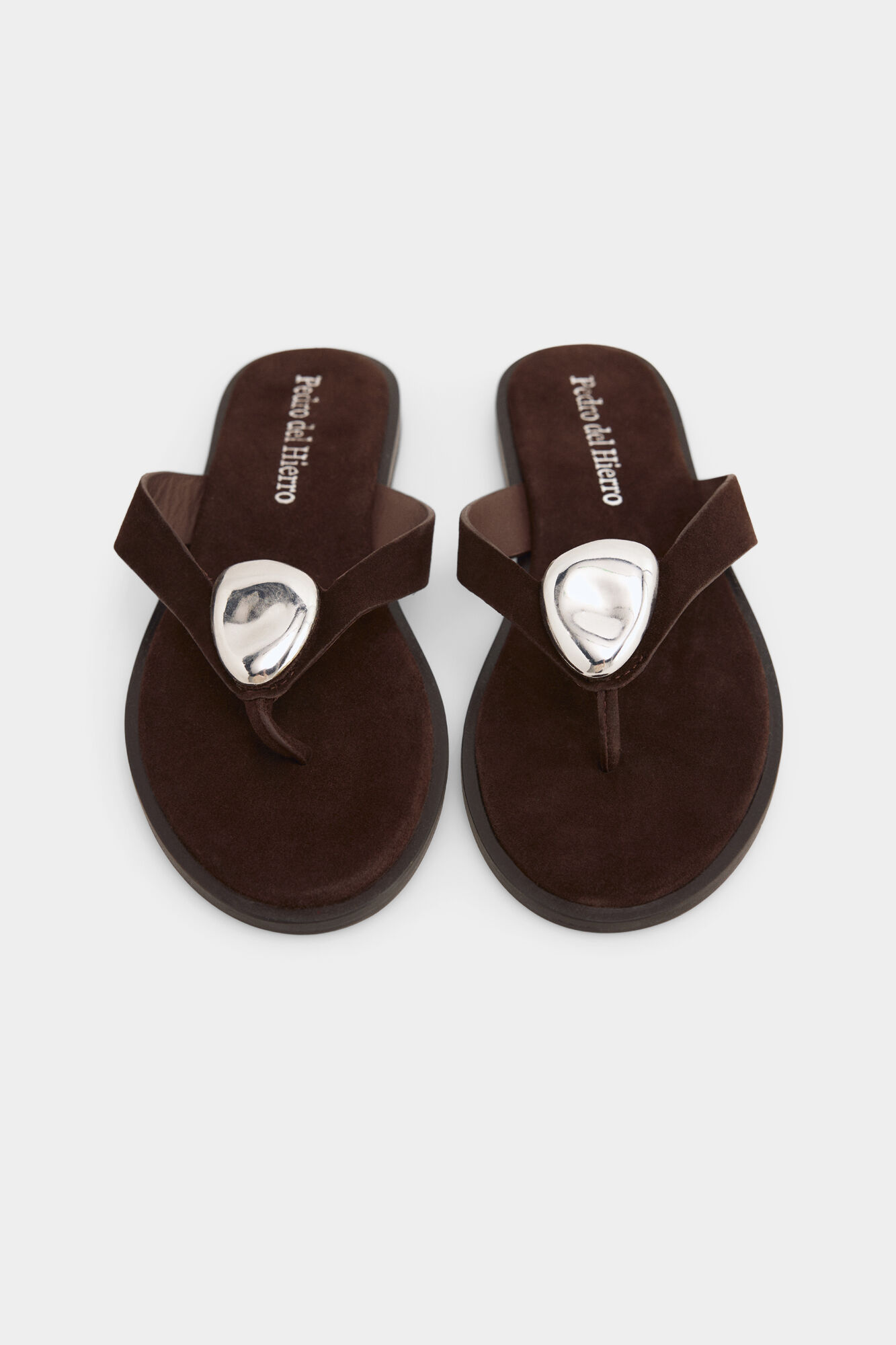 Pedro del Hierro Sandalia joya Marr&oacute;n