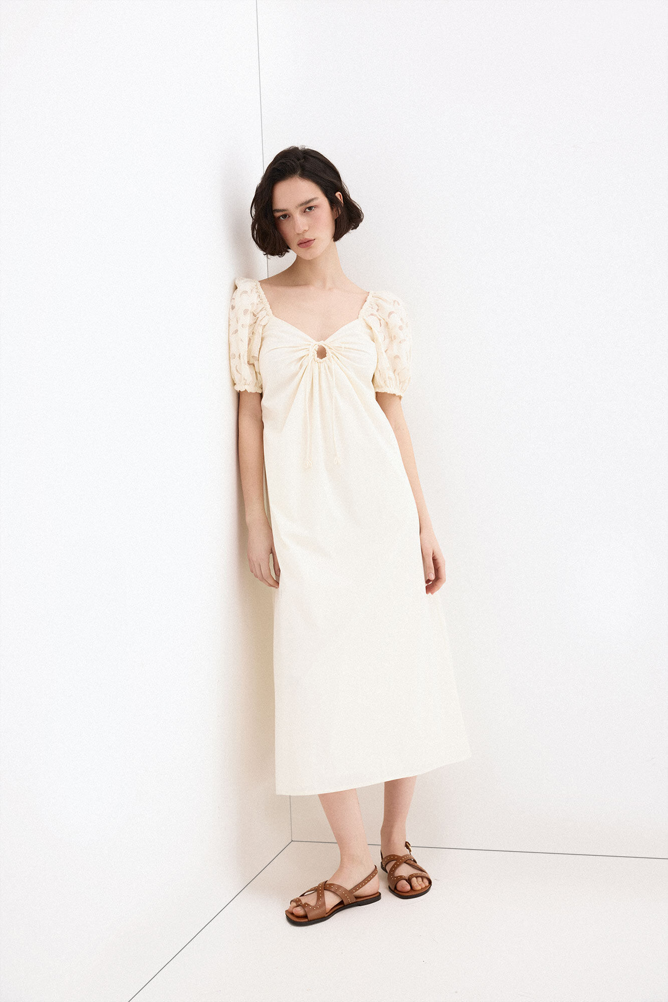 Pedro del Hierro Vestido midi con mangas bordadas Blanco
