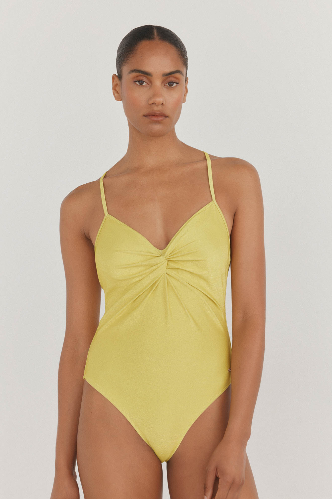 Pedro del Hierro Traje de ba&ntilde;o halter espalda cruzada tejido fantas&iacute;a lurex Amarillo