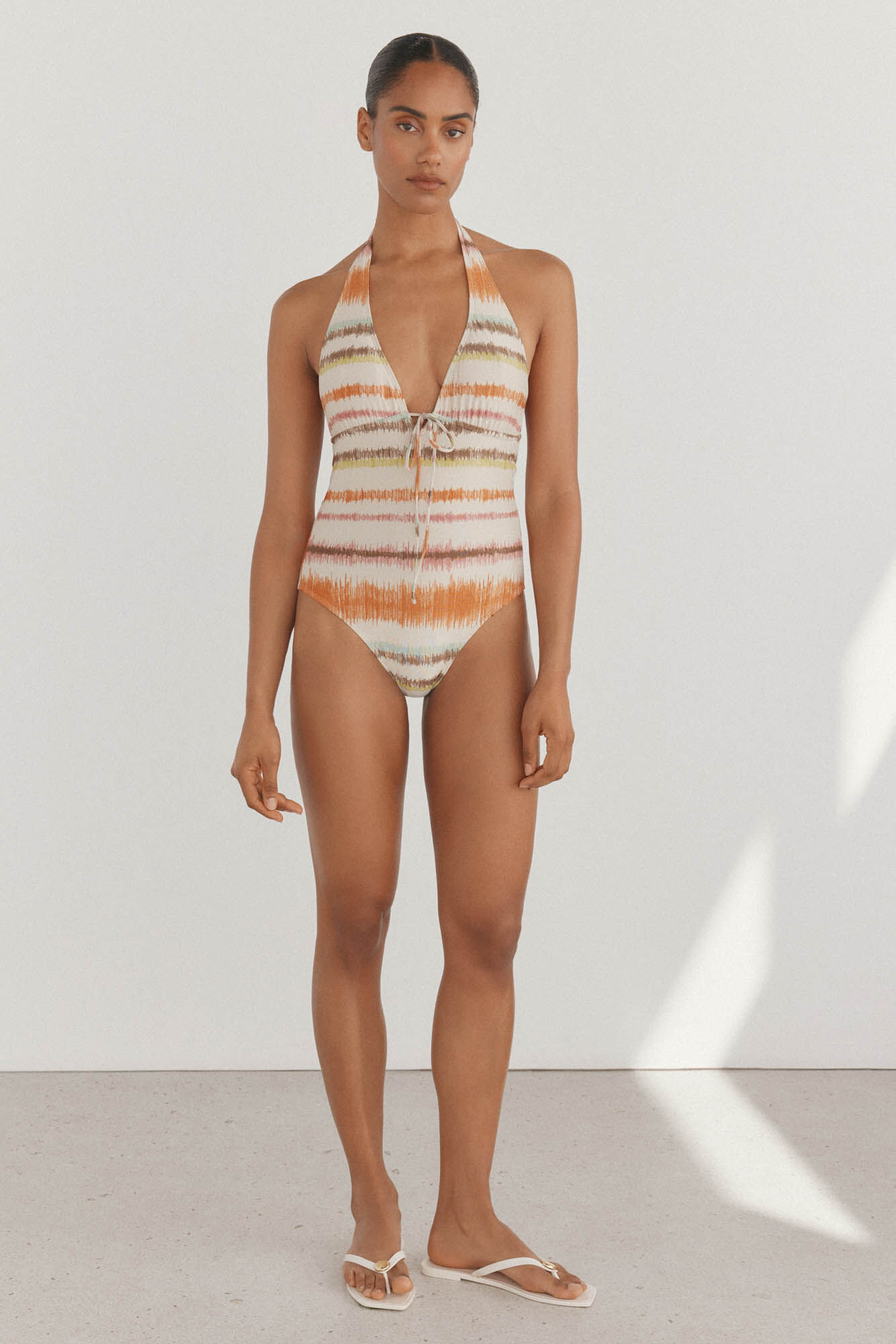 Pedro del Hierro Traje de ba&ntilde;o halter de lurex estampado