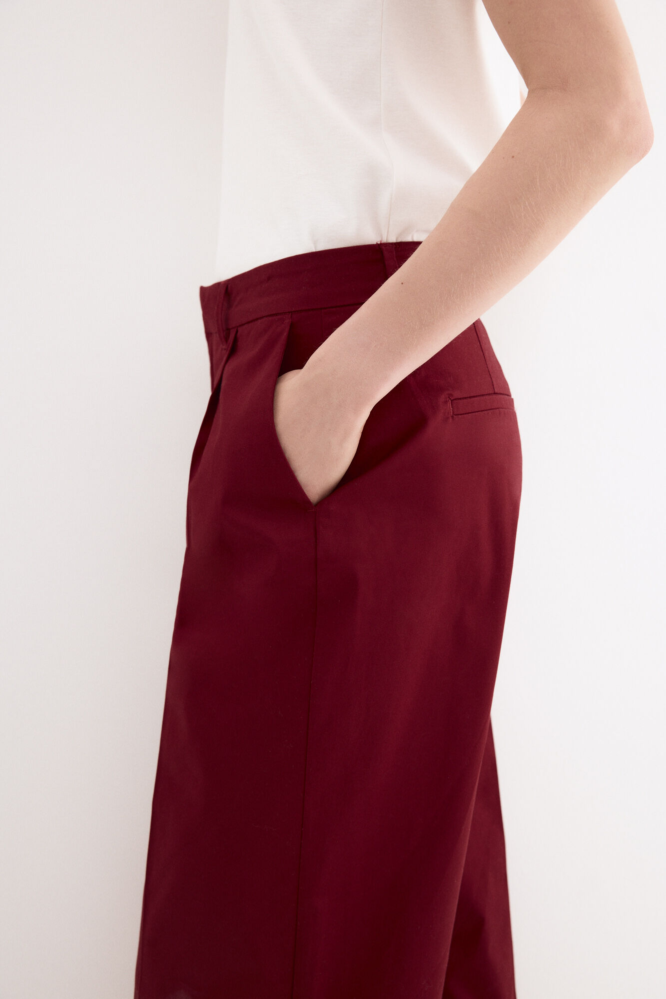 Pedro del Hierro Pantalones wide leg classic Burdeos