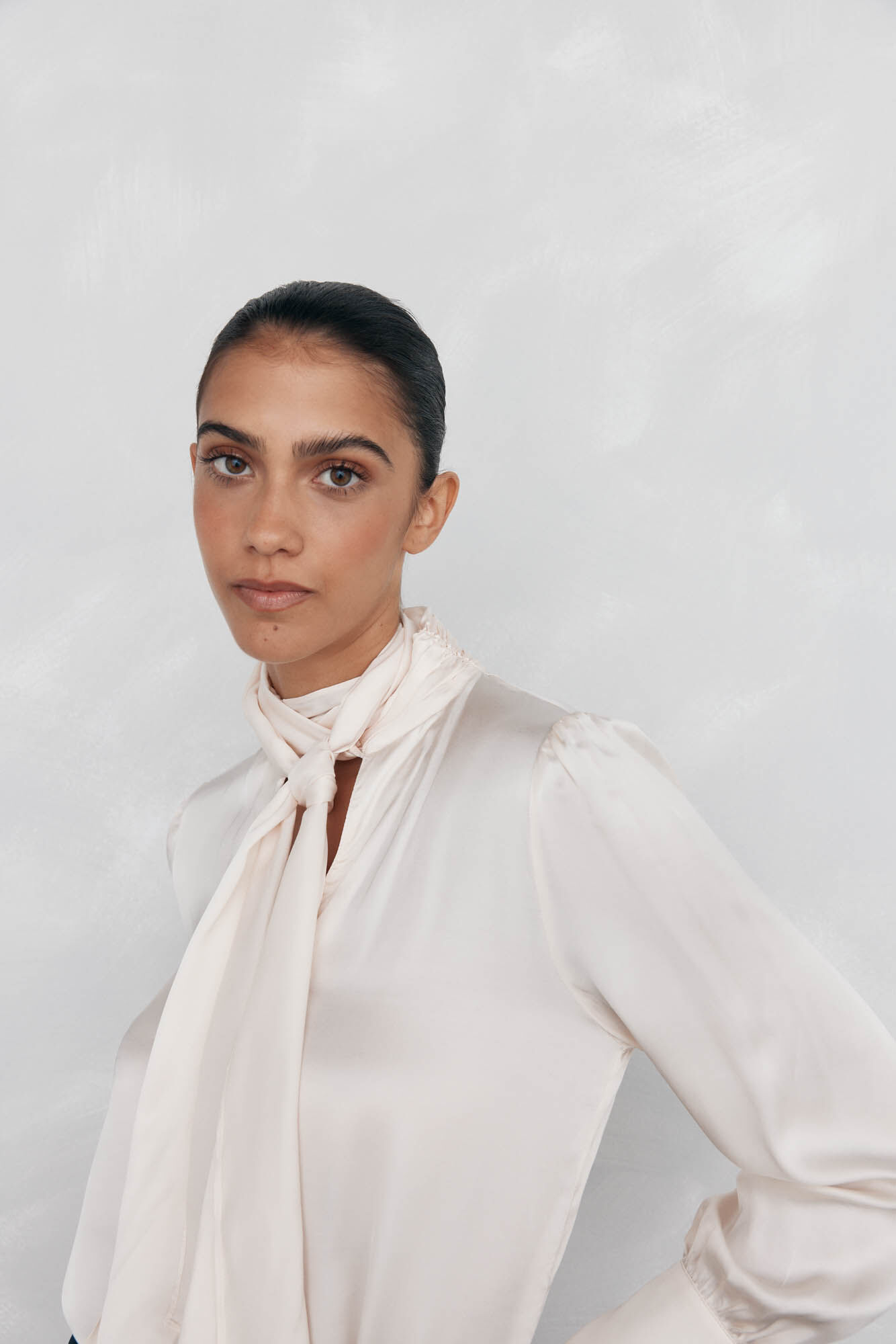 Pedro del Hierro Blusa satinada con lazo