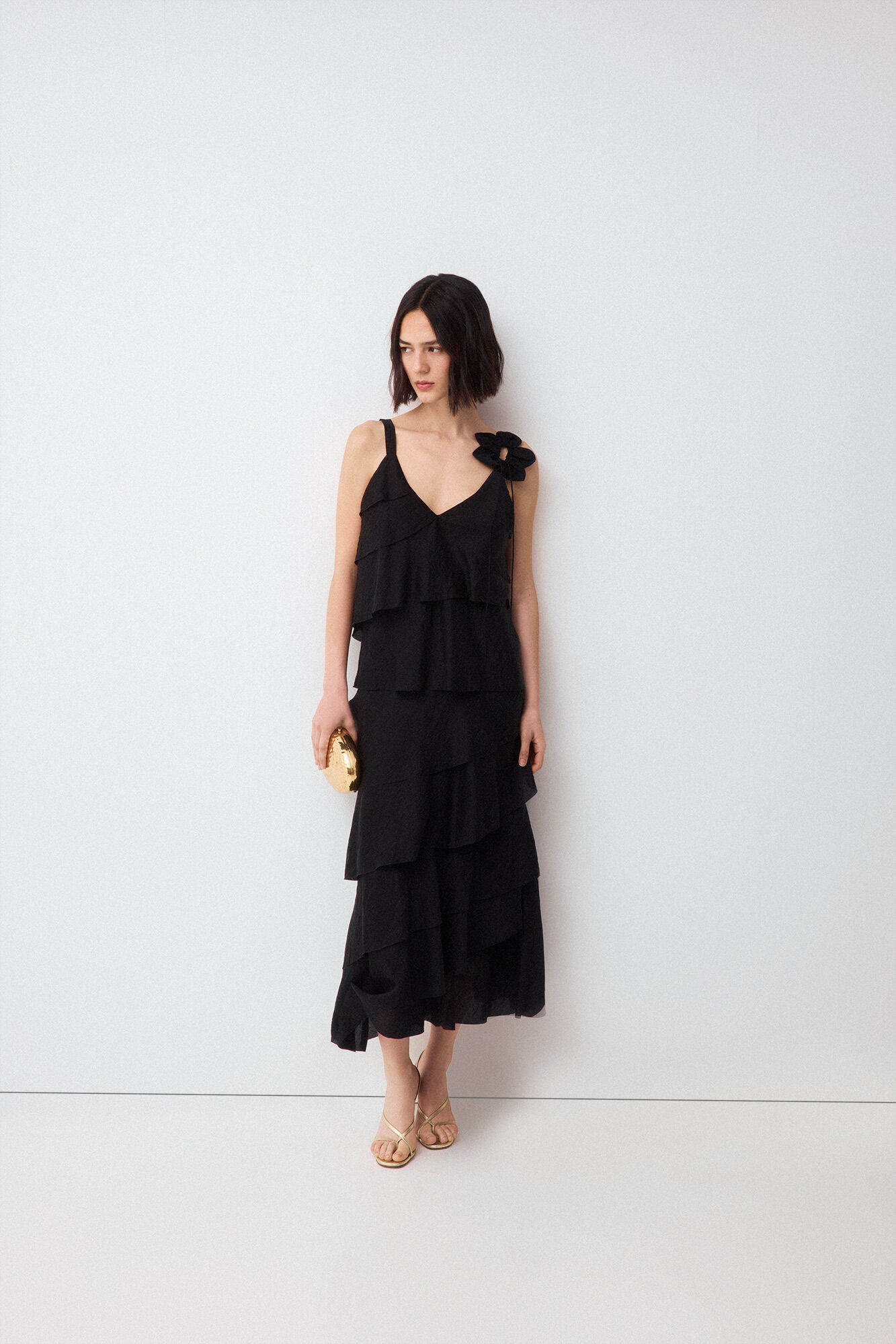 Pedro del Hierro Vestido de flores con volantes Negro