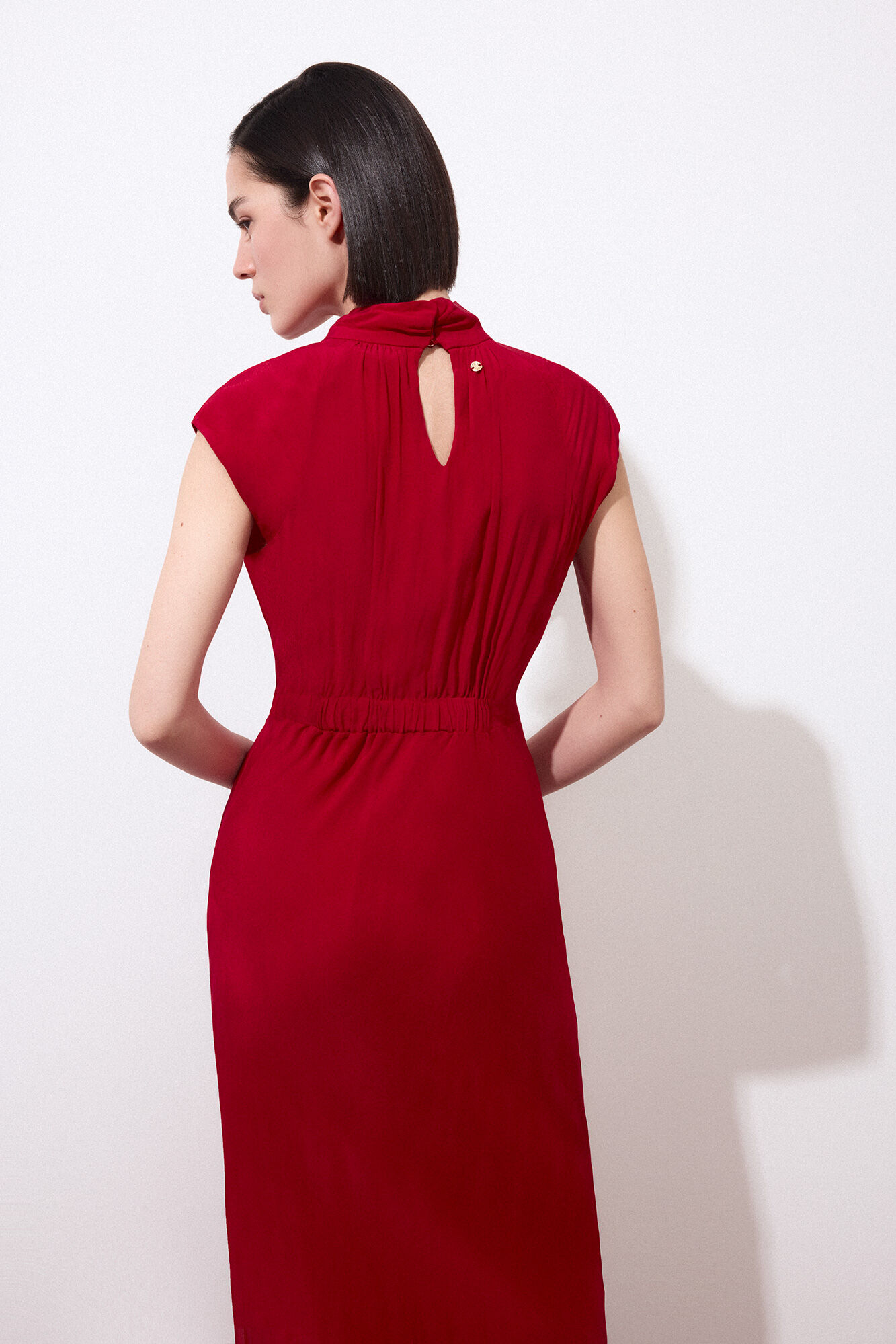 Pedro del Hierro Vestido midi con detalle de nudo en el escote Rojo