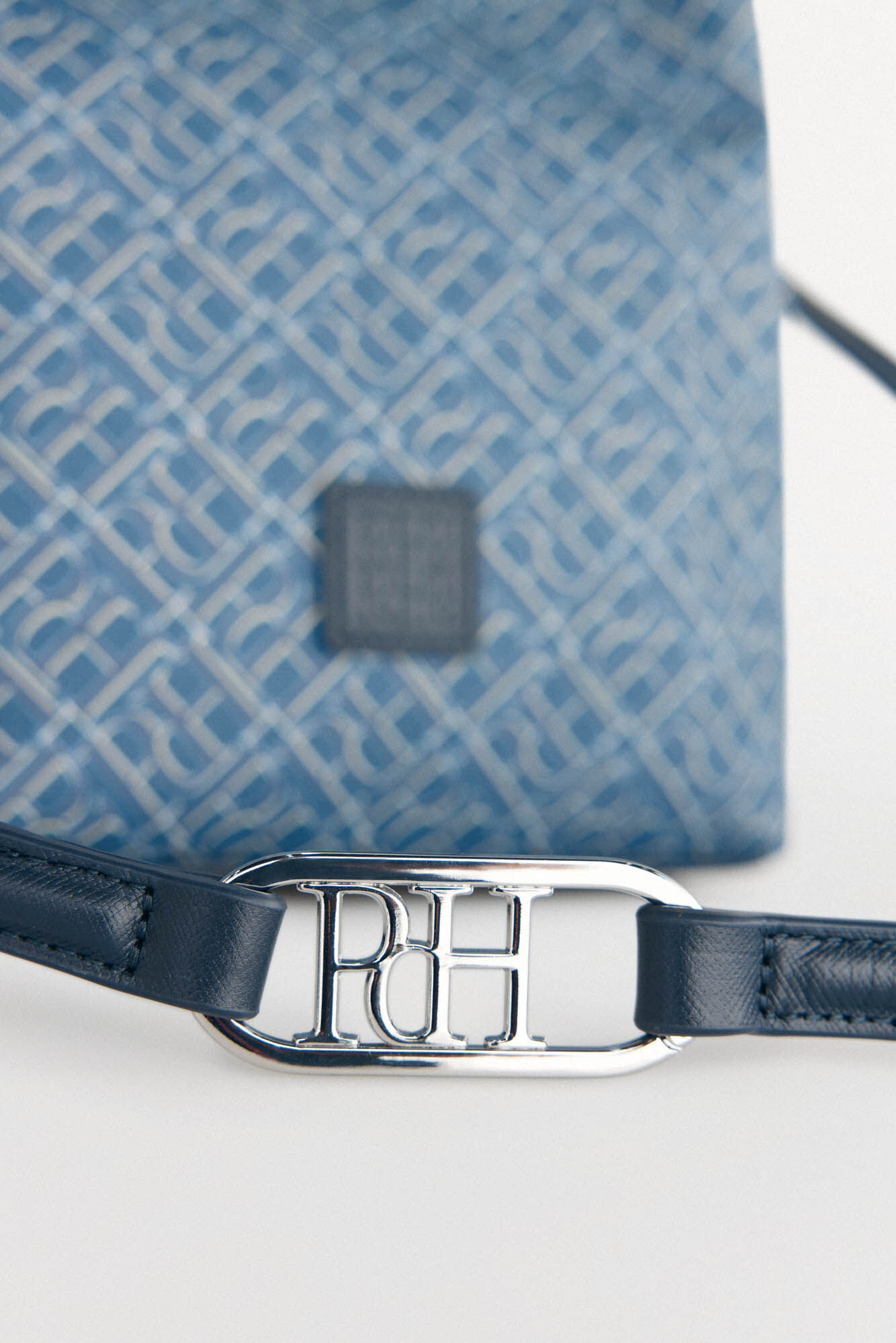 Pedro del Hierro Bolsa bucket doble asa monograma Azul