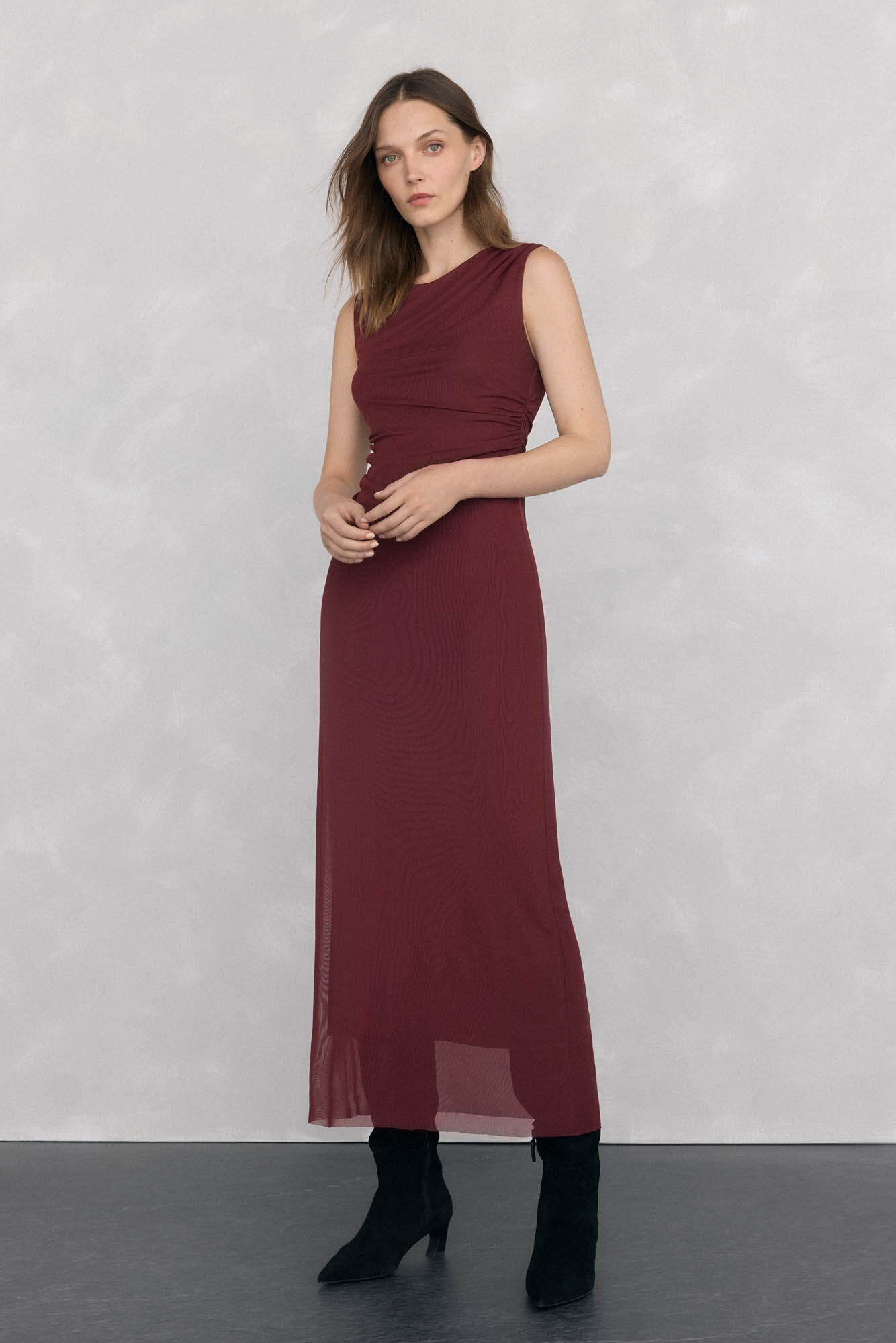 Pedro del Hierro Vestido midi recto de tul con frunces