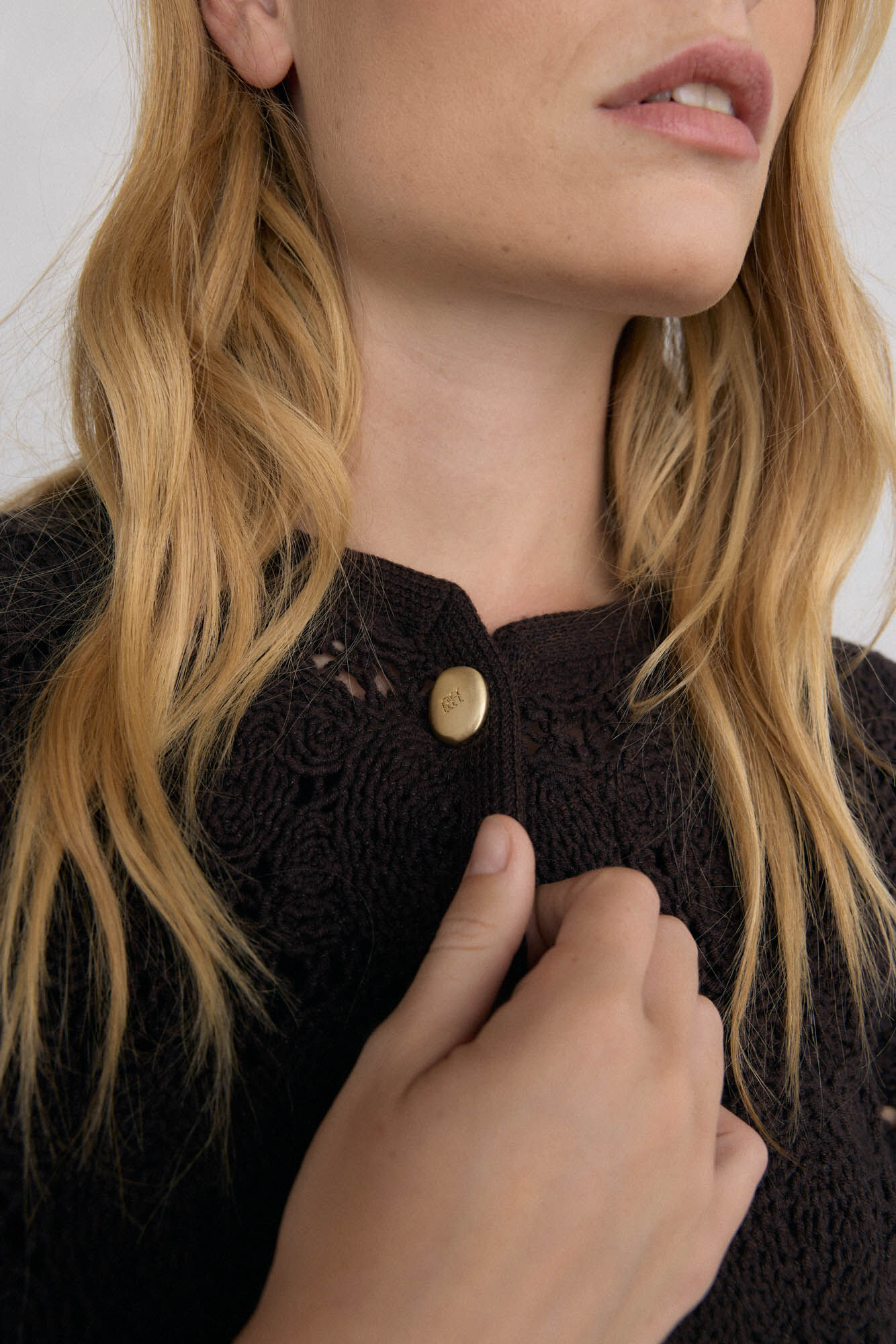 Pedro del Hierro C&aacute;rdigan crochet Marr&oacute;n