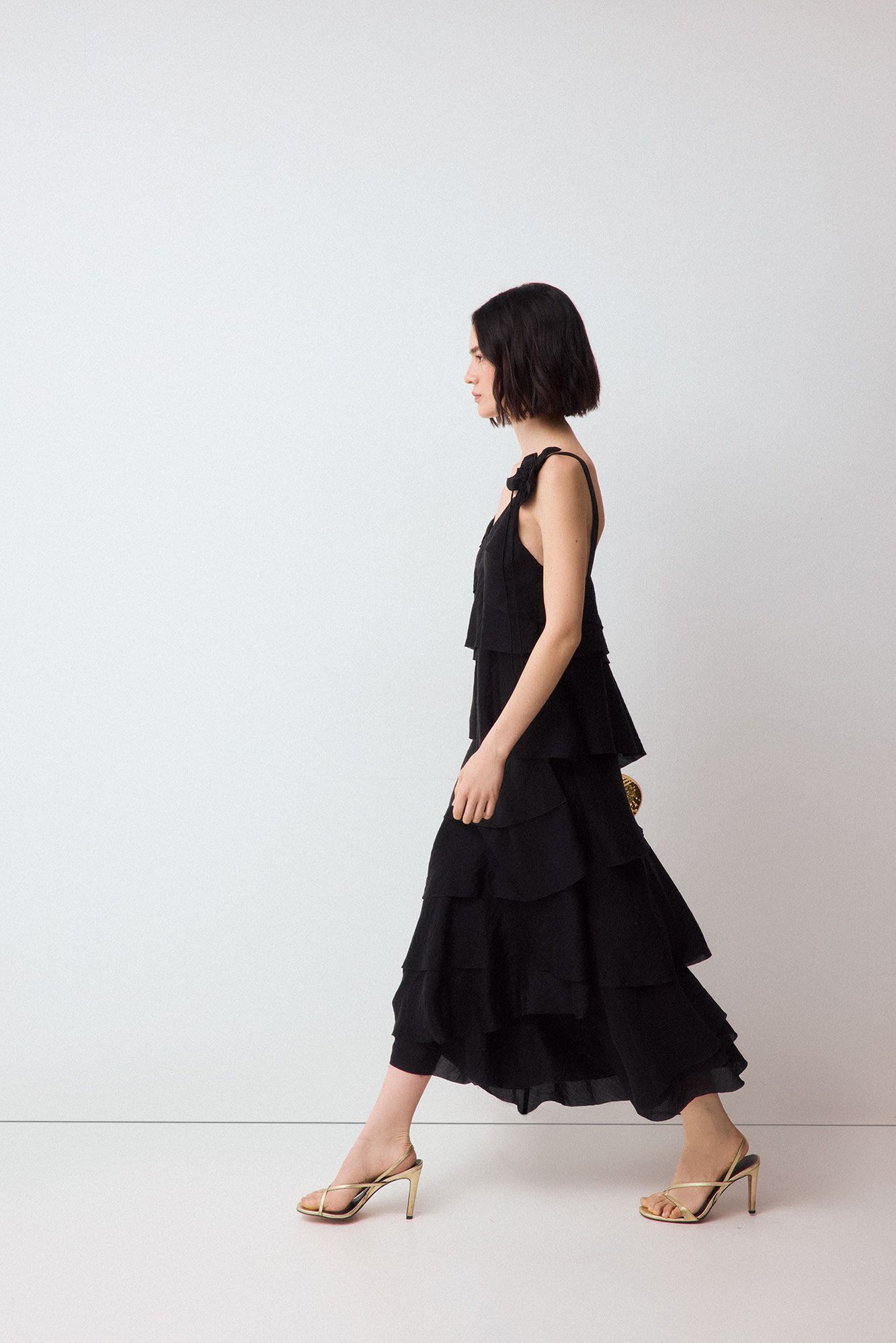 Pedro del Hierro Vestido de flores con volantes Negro
