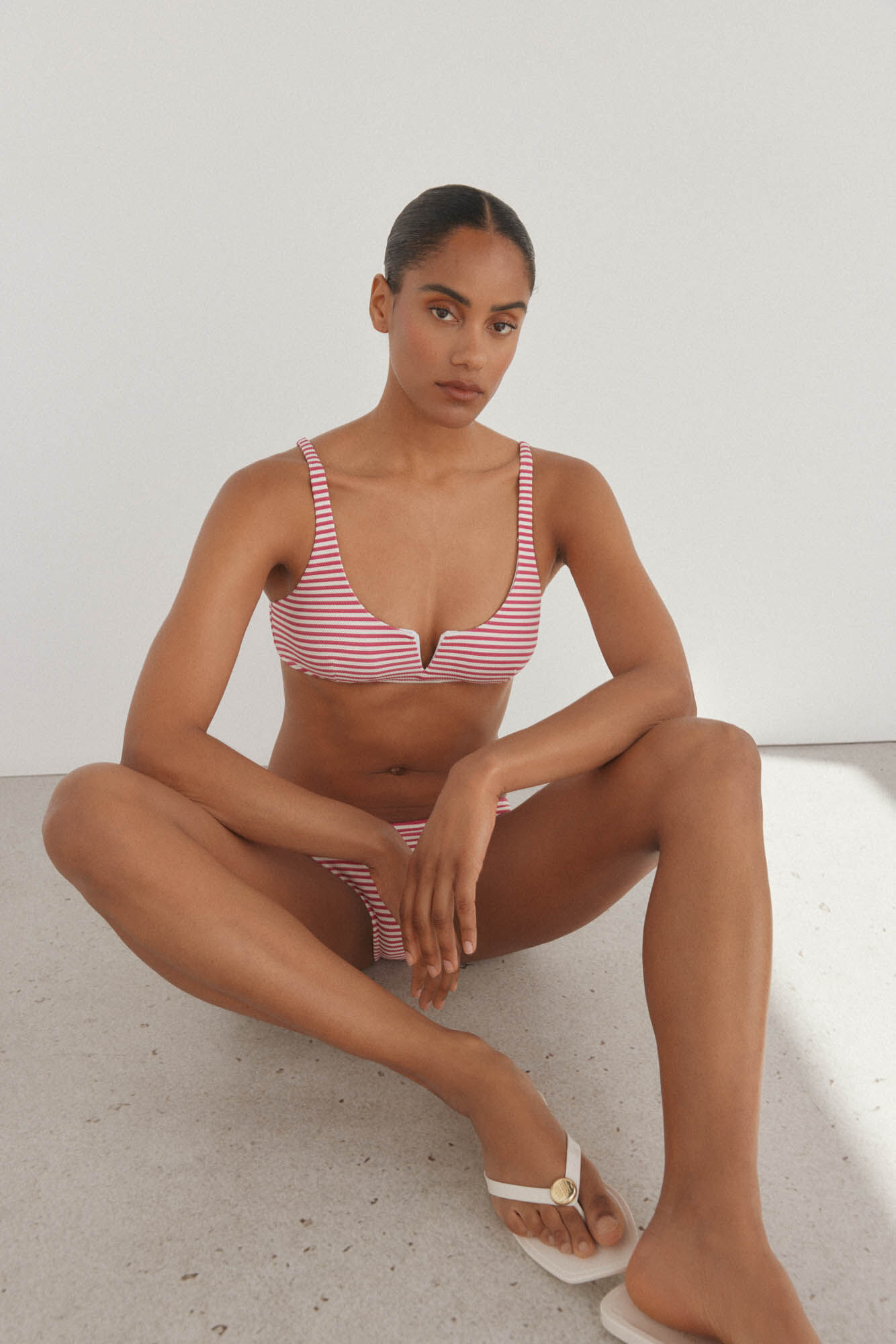 Pedro del Hierro Bikini panty cl&aacute;sico y top halter de piqu&eacute;