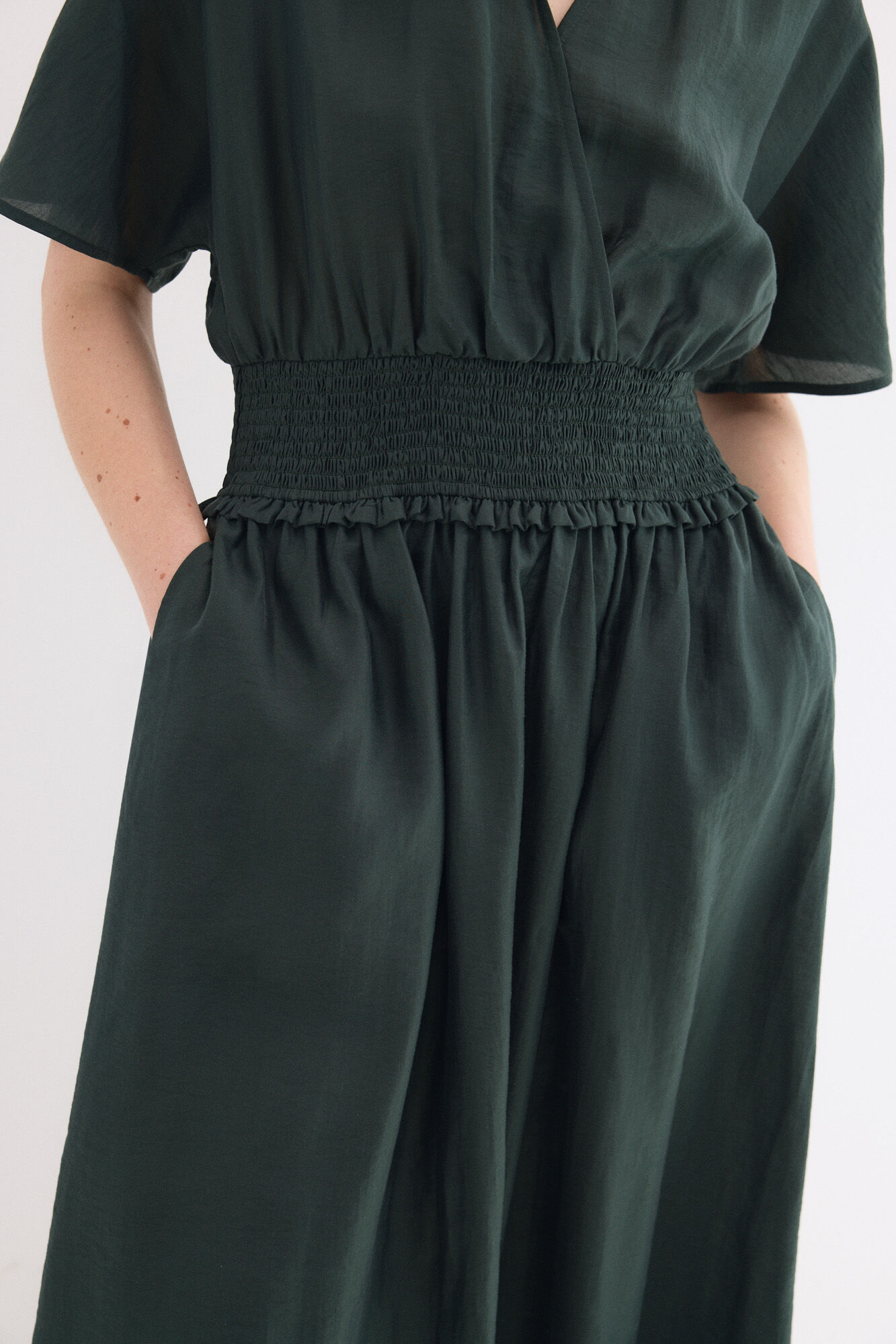 Pedro del Hierro Vestido midi con frunces en la cintura Verde