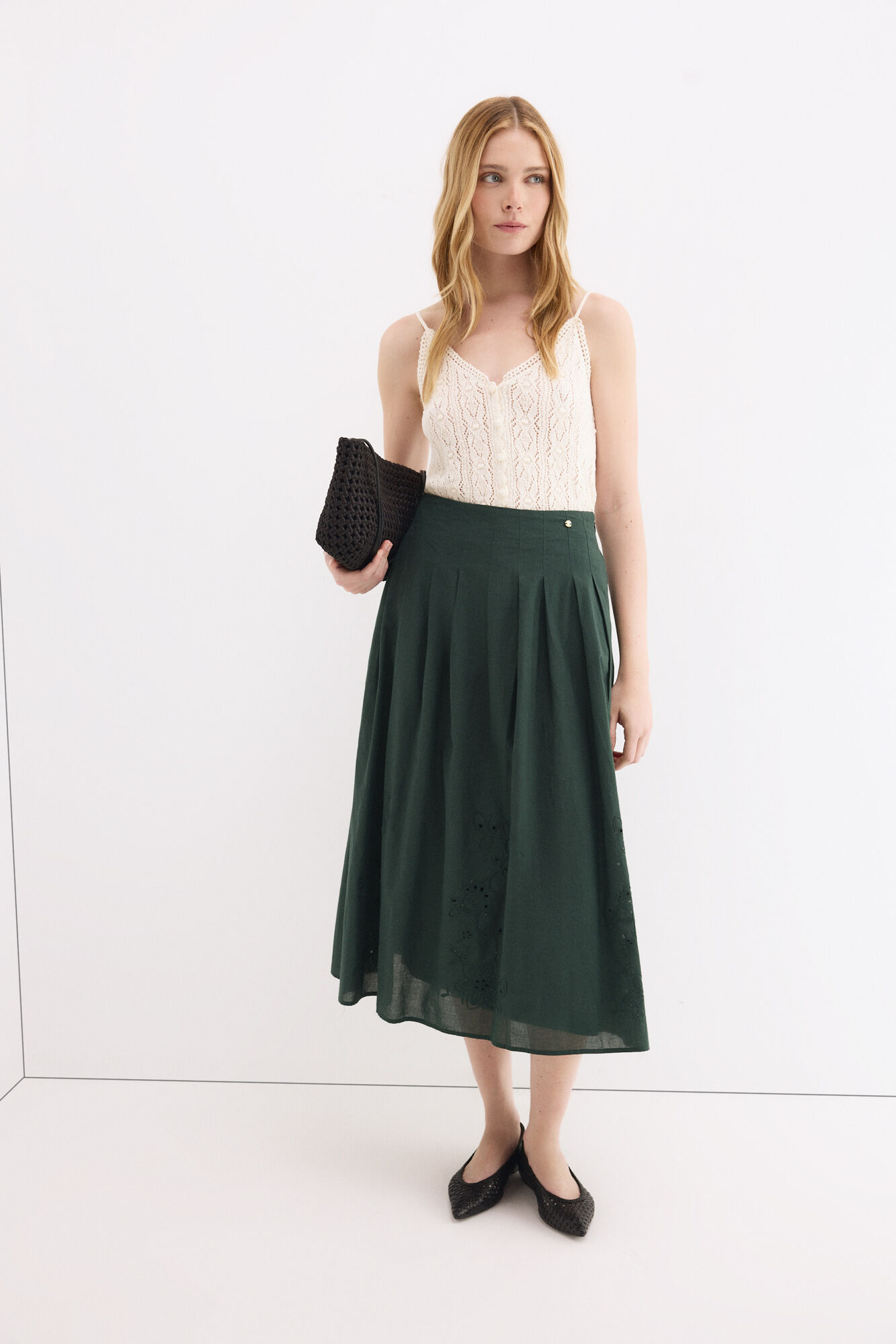 Pedro del Hierro Falda algod&oacute;n bordados