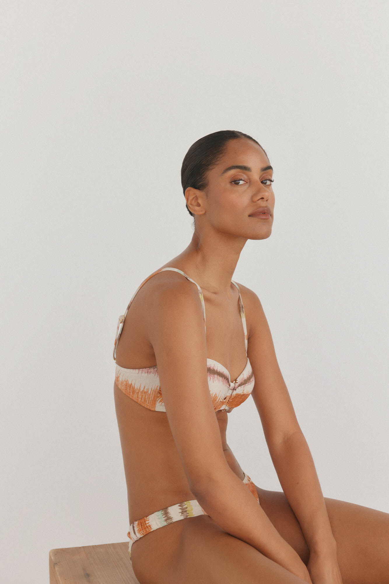 Pedro del Hierro Bikini top bandeau y panty cl&aacute;sico, tejido lurex fantas&iacute;a