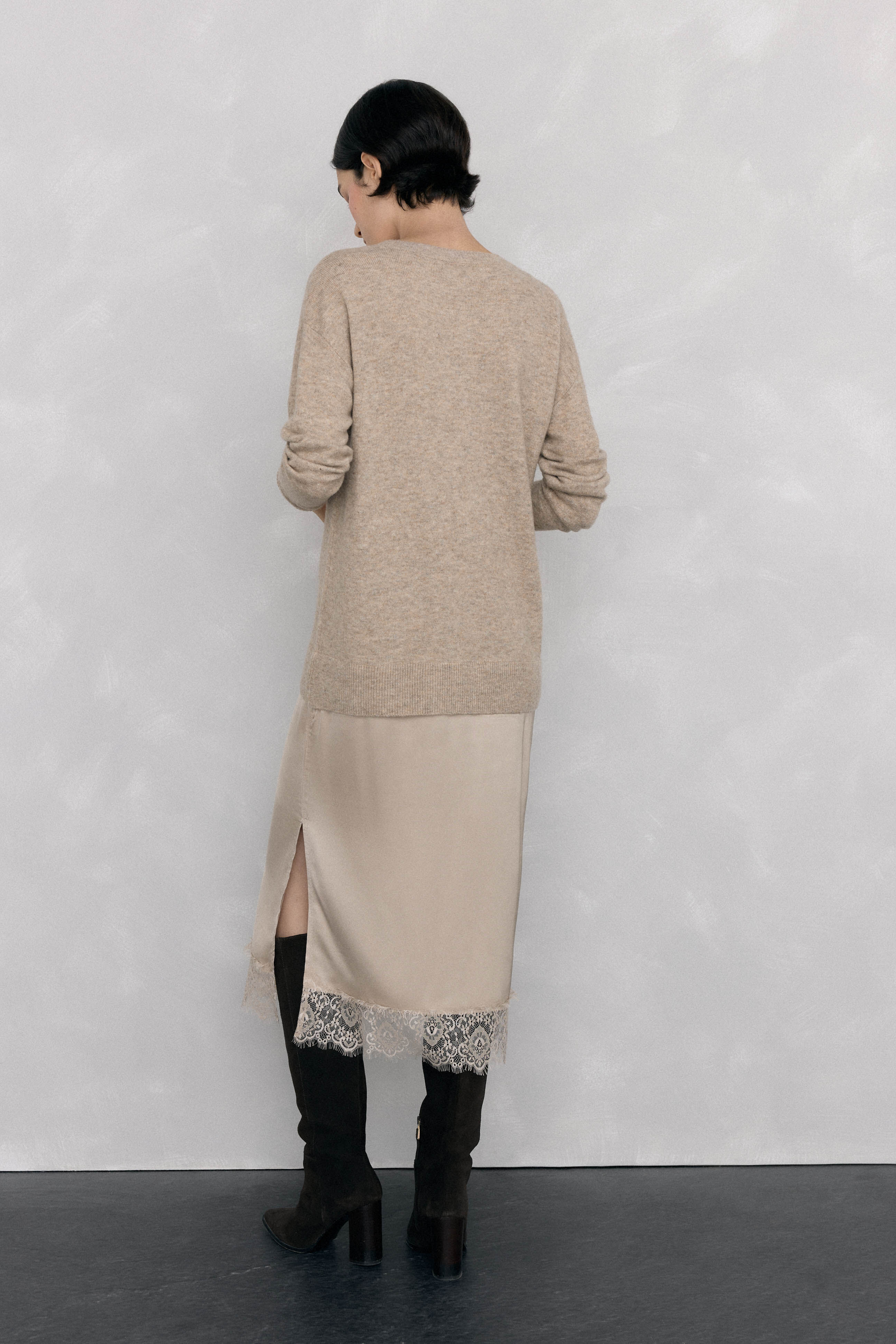 Pedro del Hierro Vestido de punto lencero Beige