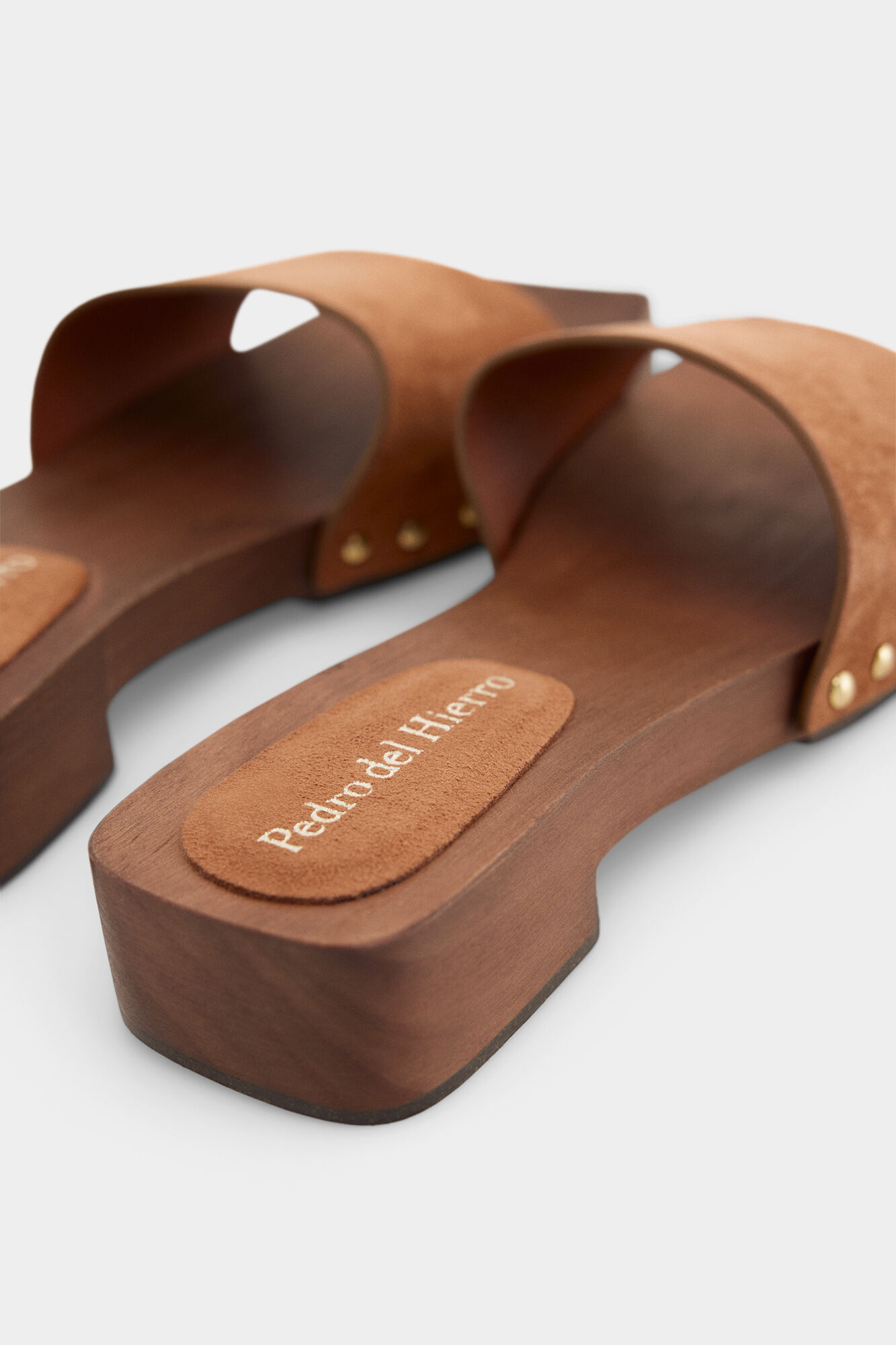 Pedro del Hierro Zueco madera Beige